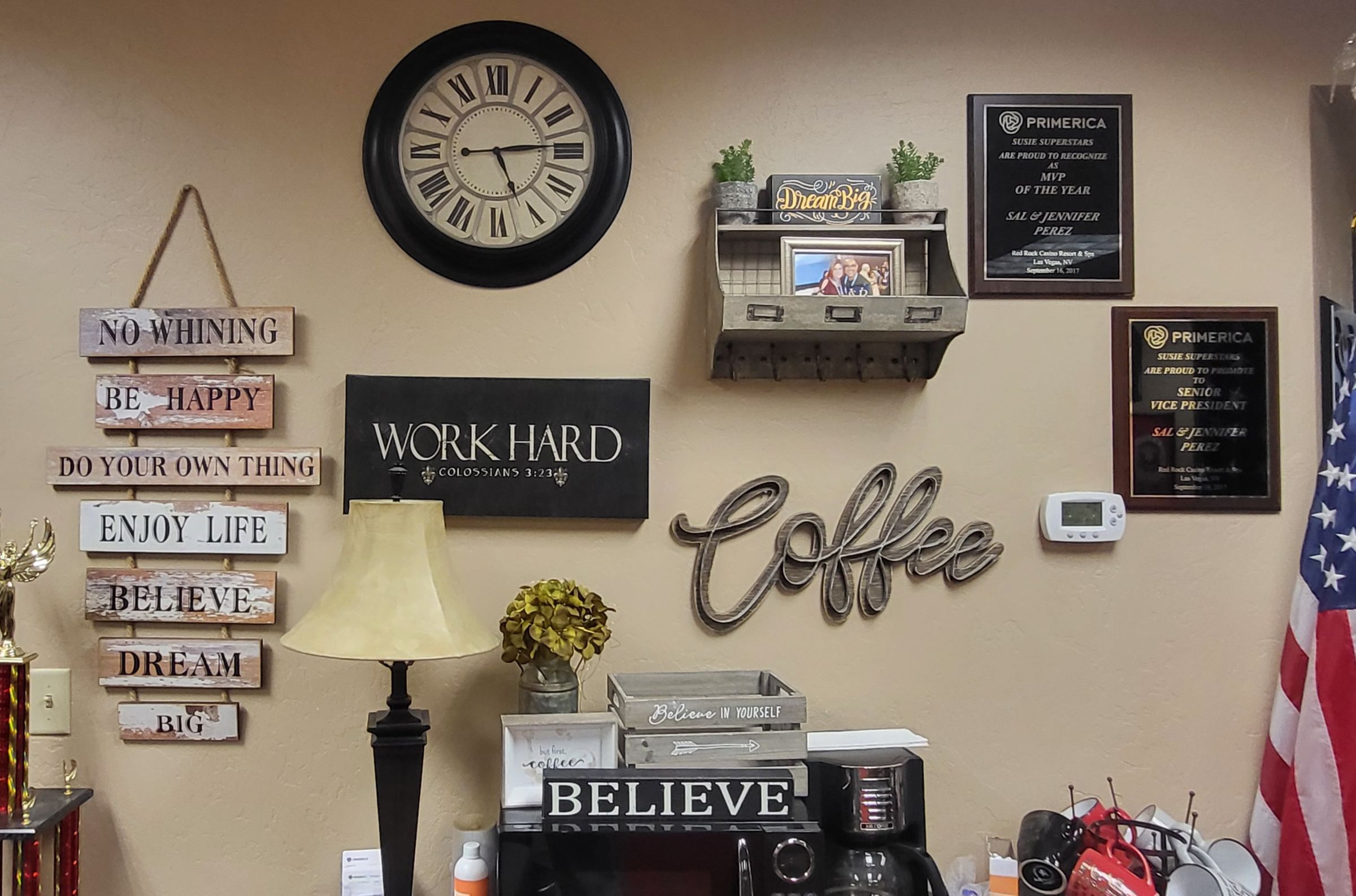 Jen’s Rustic to Glam Décor's image