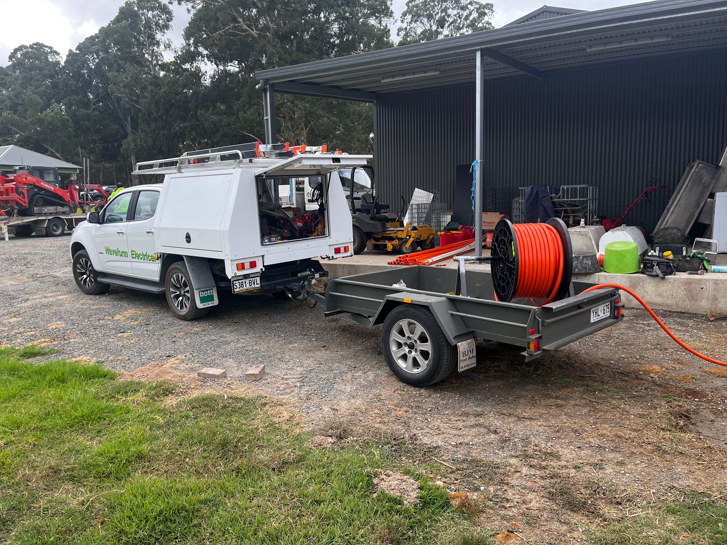 Electrician Adelaide and suburbs Waveform Electrical's image