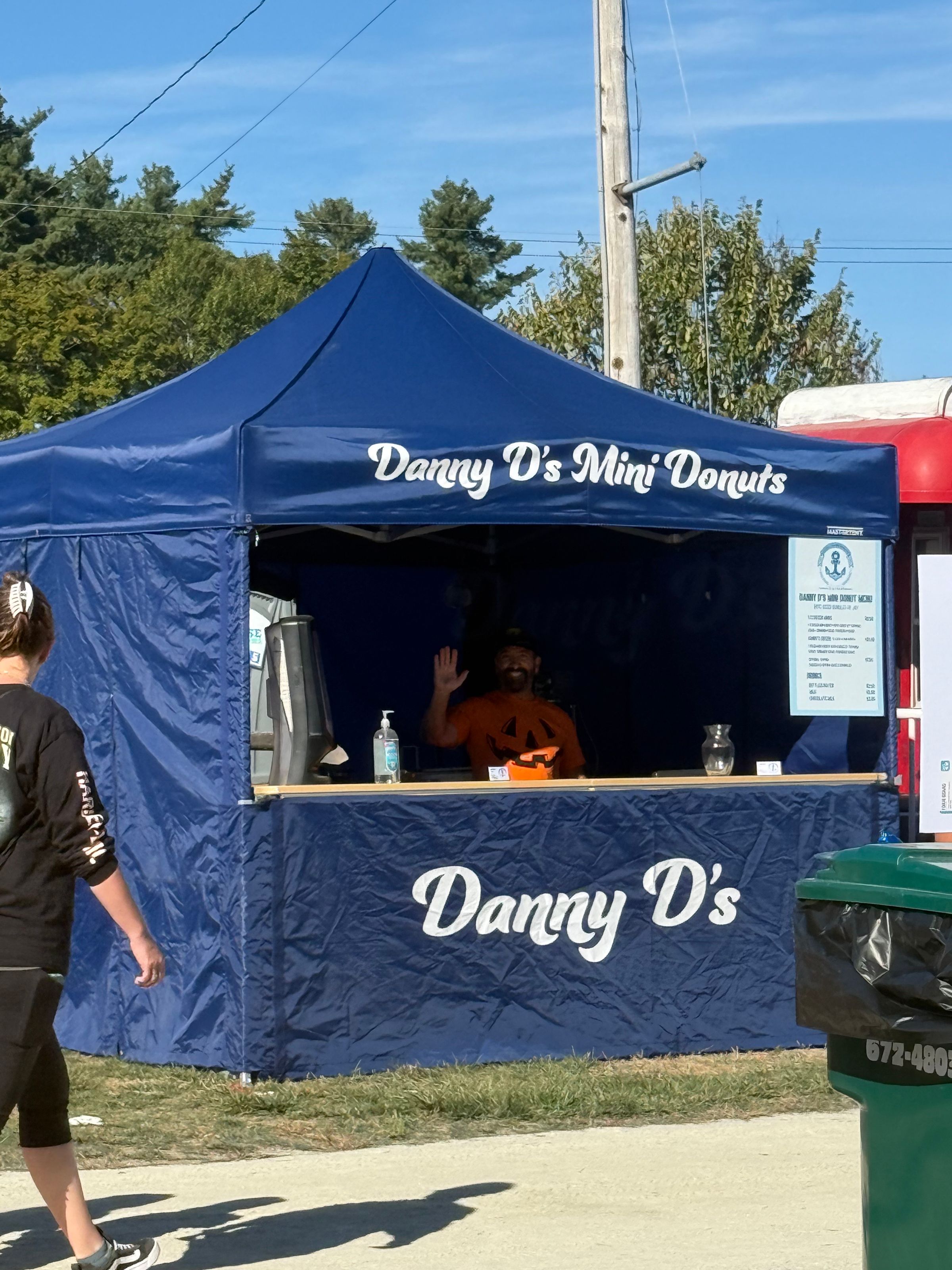 DANNY D'S MINI DONUTS's image