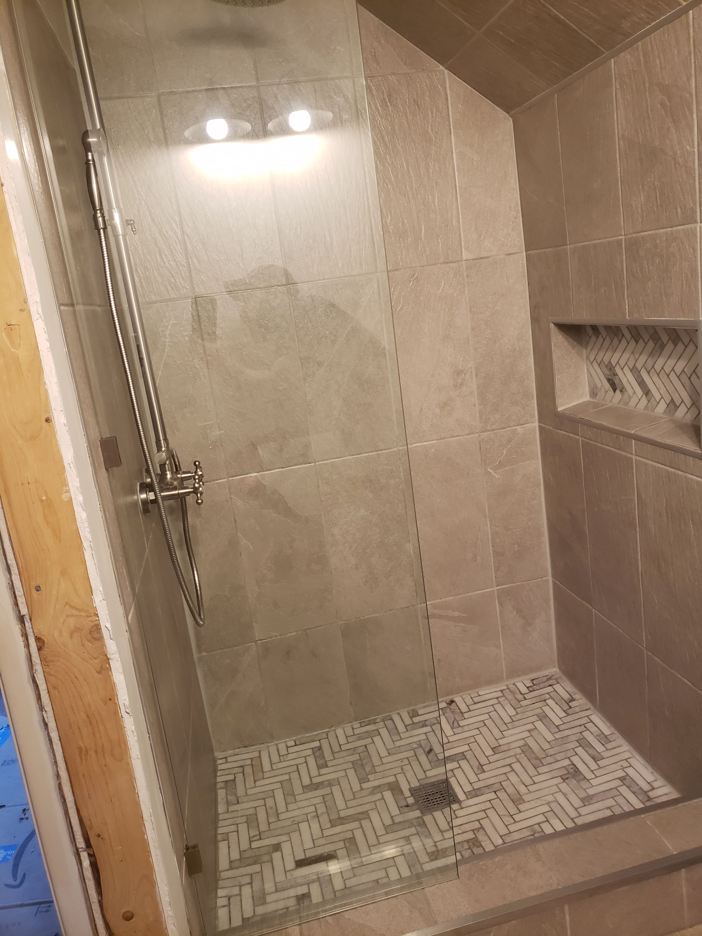 J J A M Construction llc's image