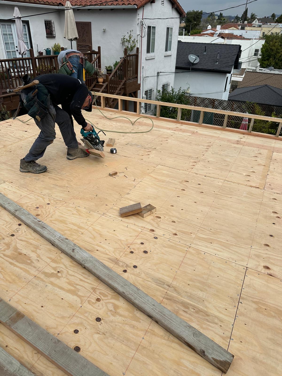 REYES CONTRACTORS CO's image
