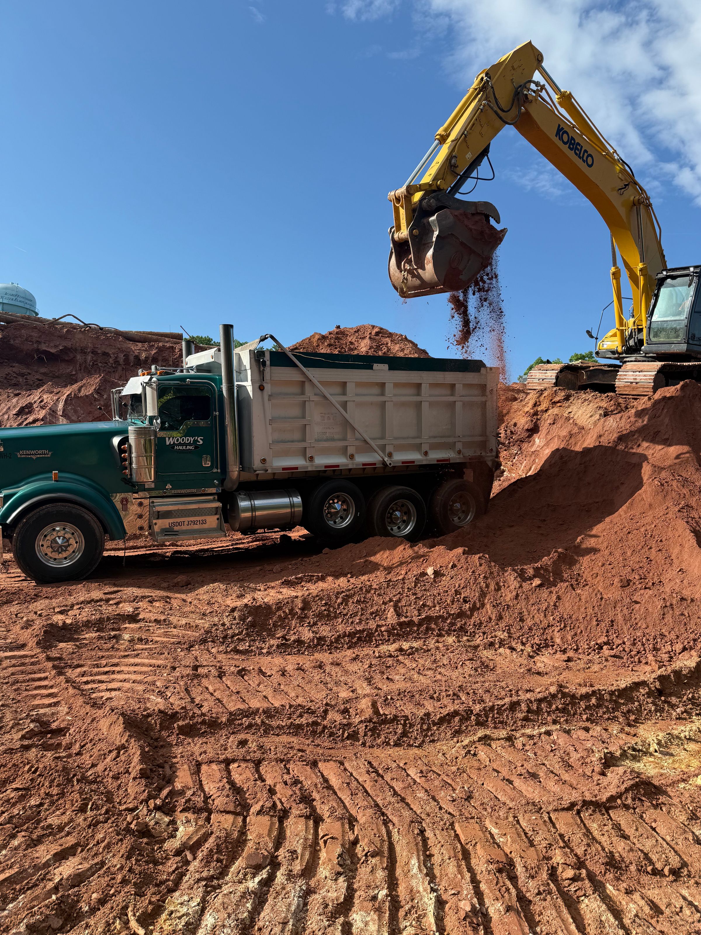 Woody's hauling's image