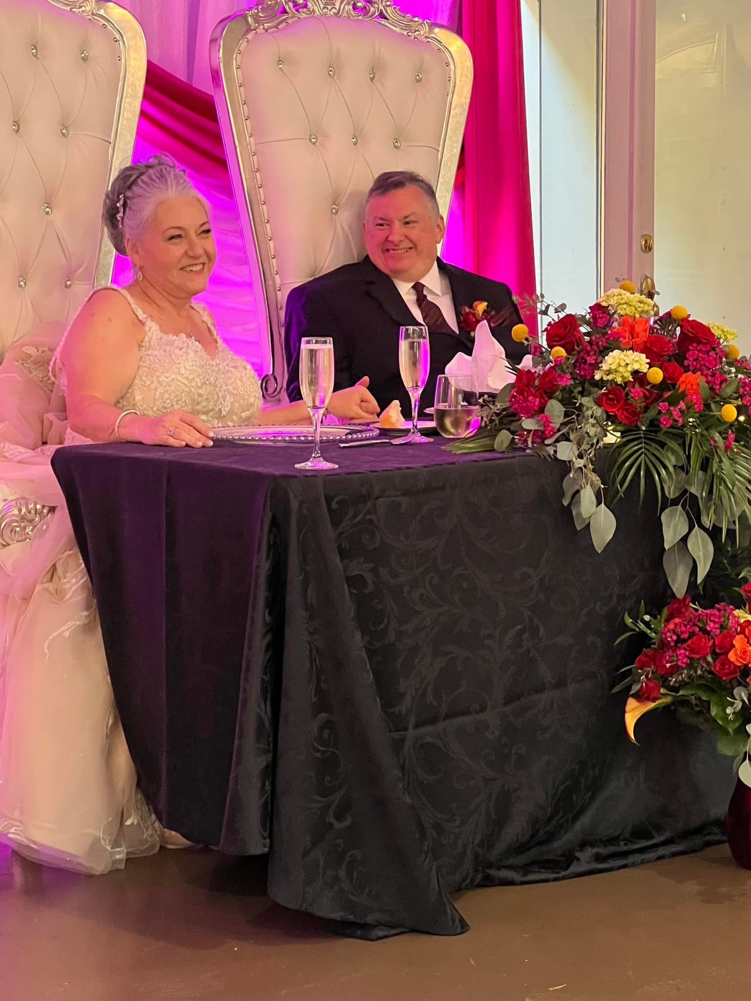 Bleu Chandelier's image