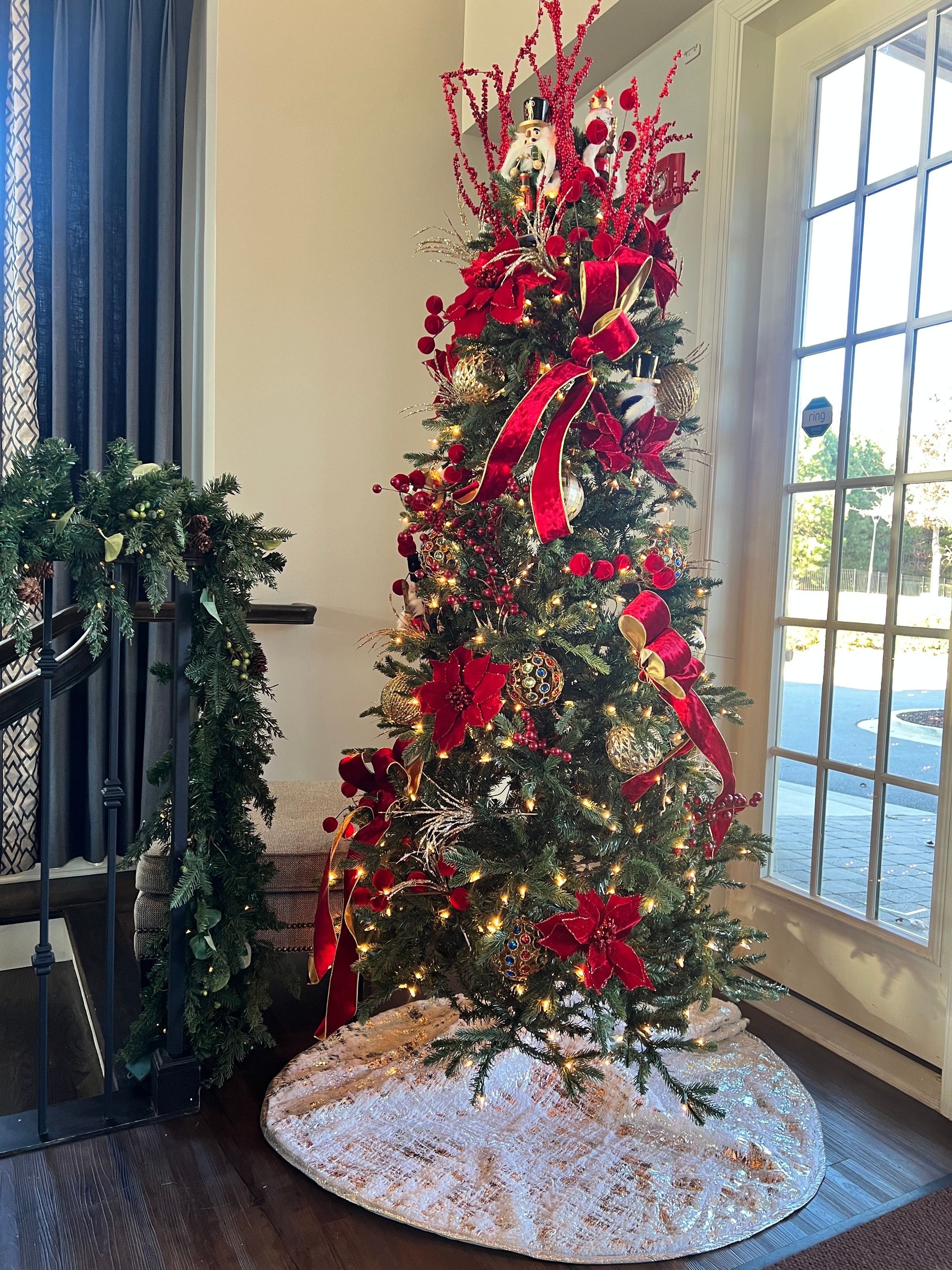 Bleu Chandelier's image