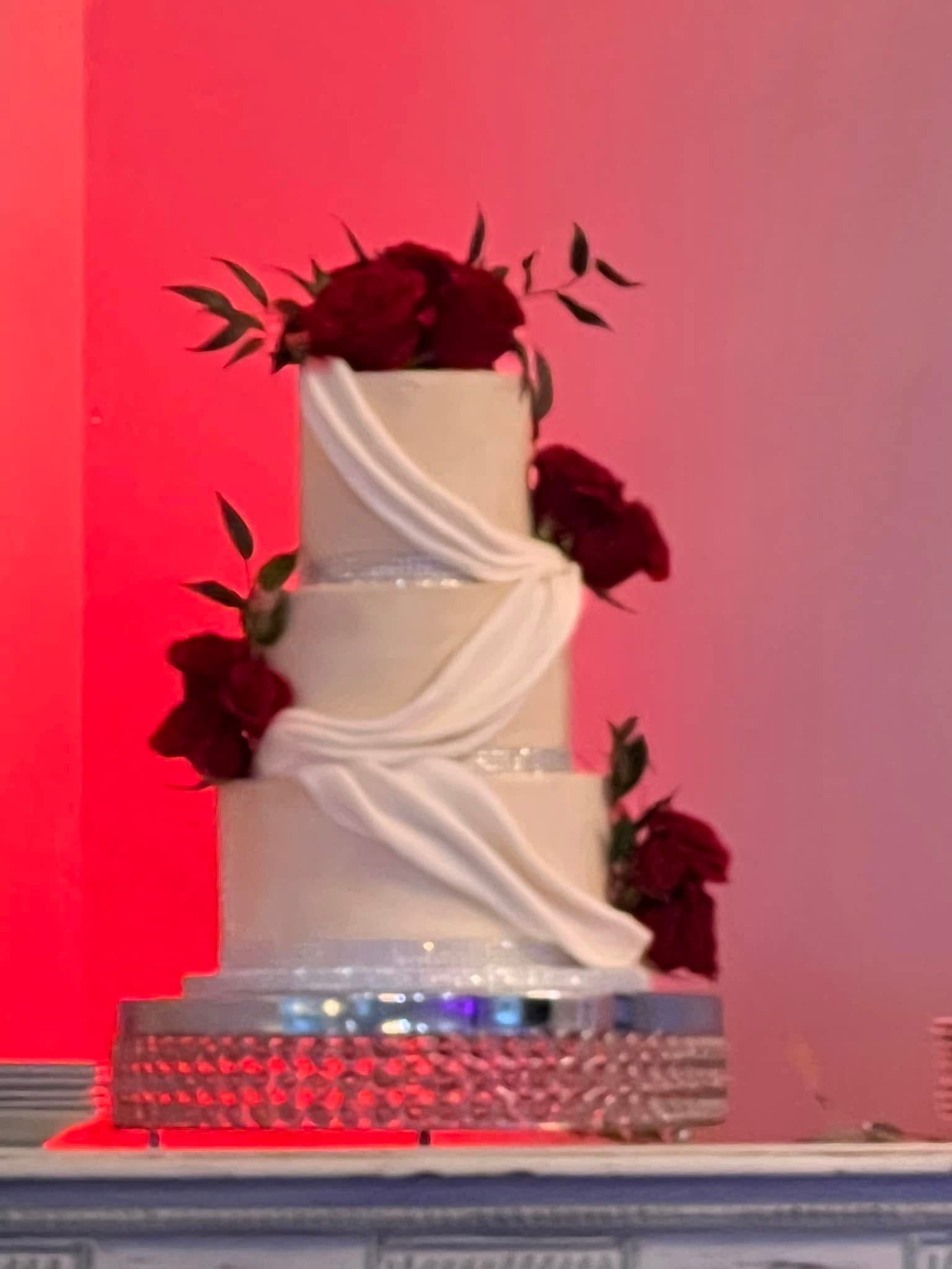 Bleu Chandelier's image