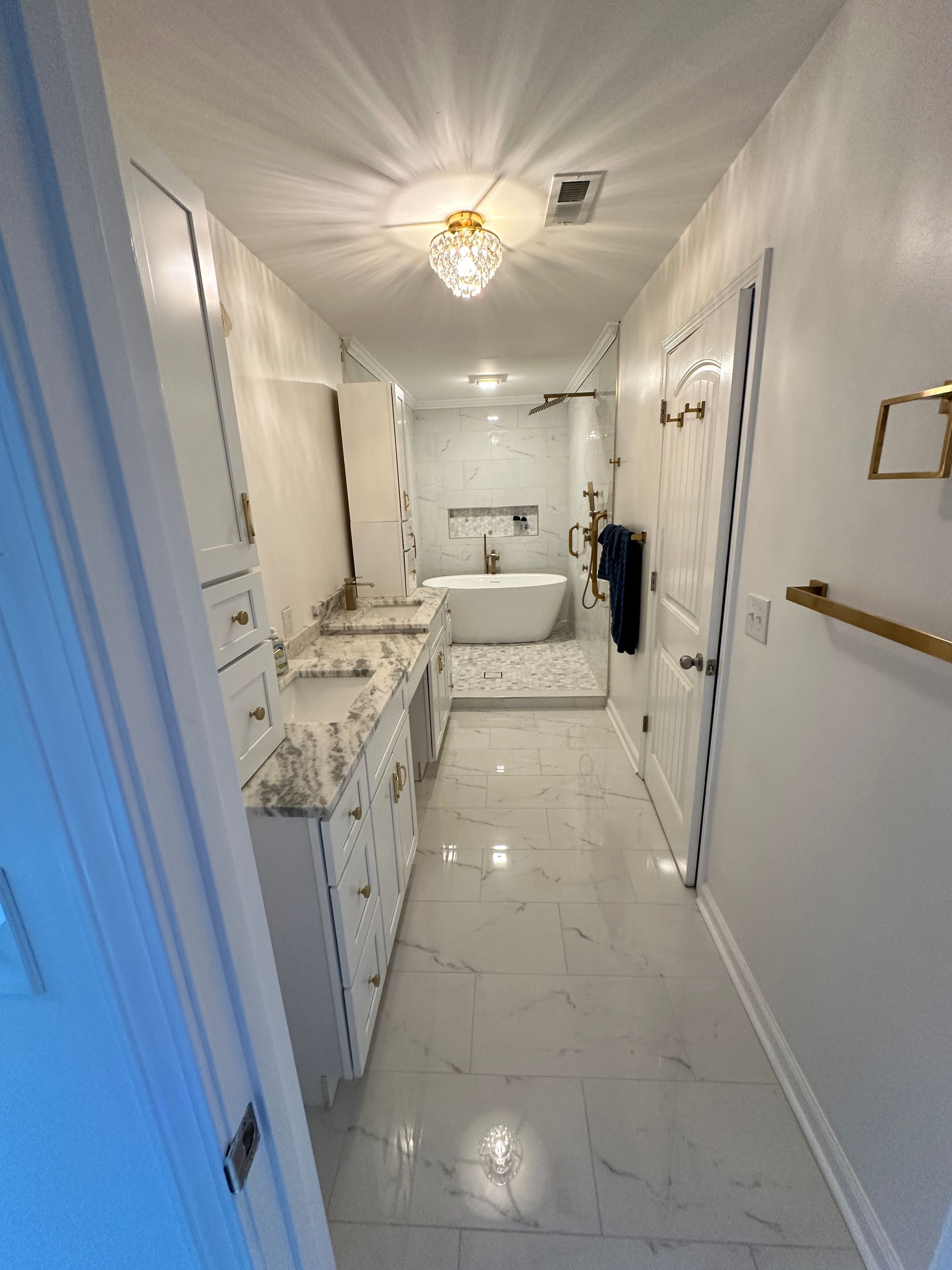Lone star flooring & renovation  LLC's image