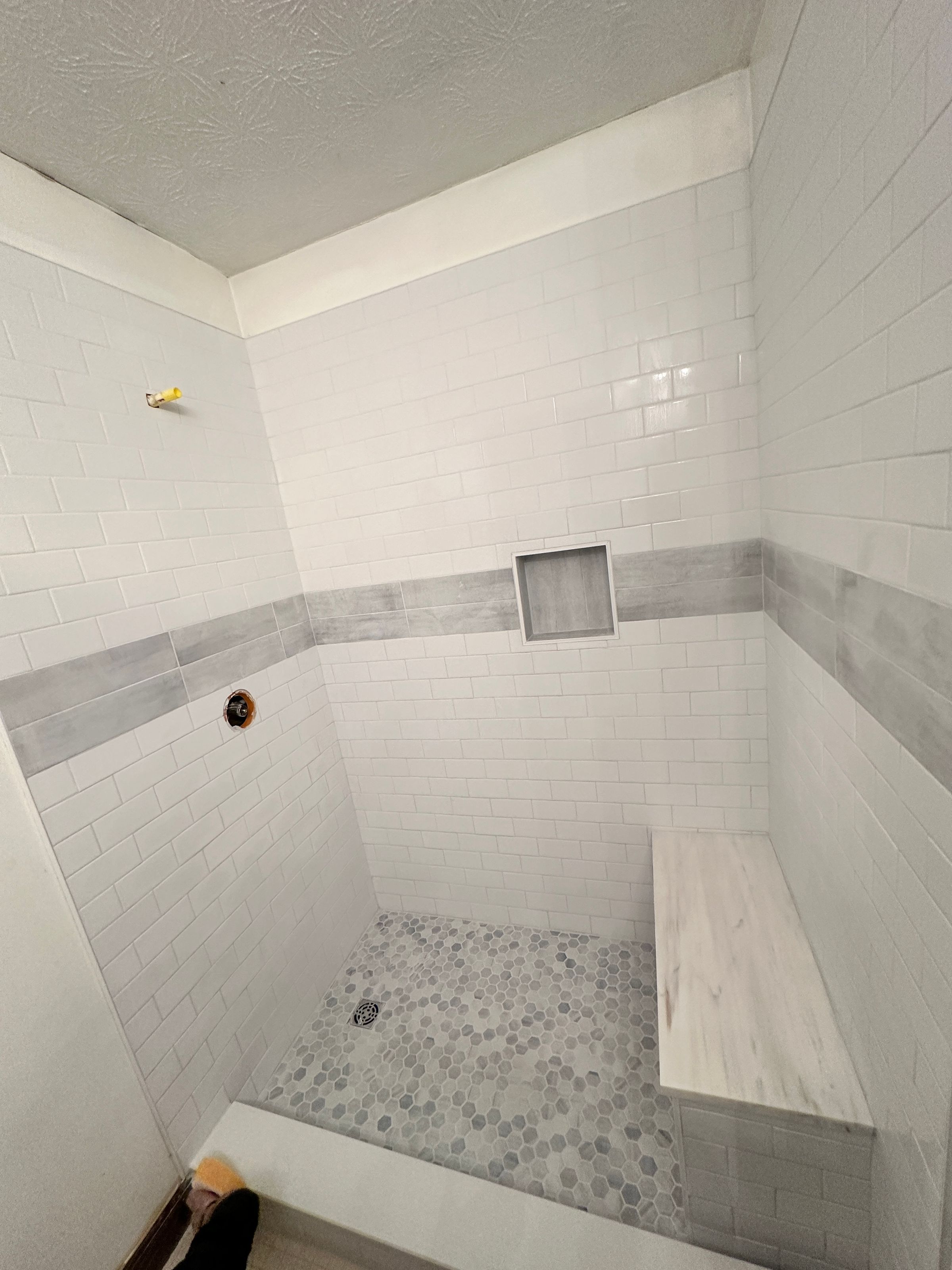 Lone star flooring & renovation  LLC's image