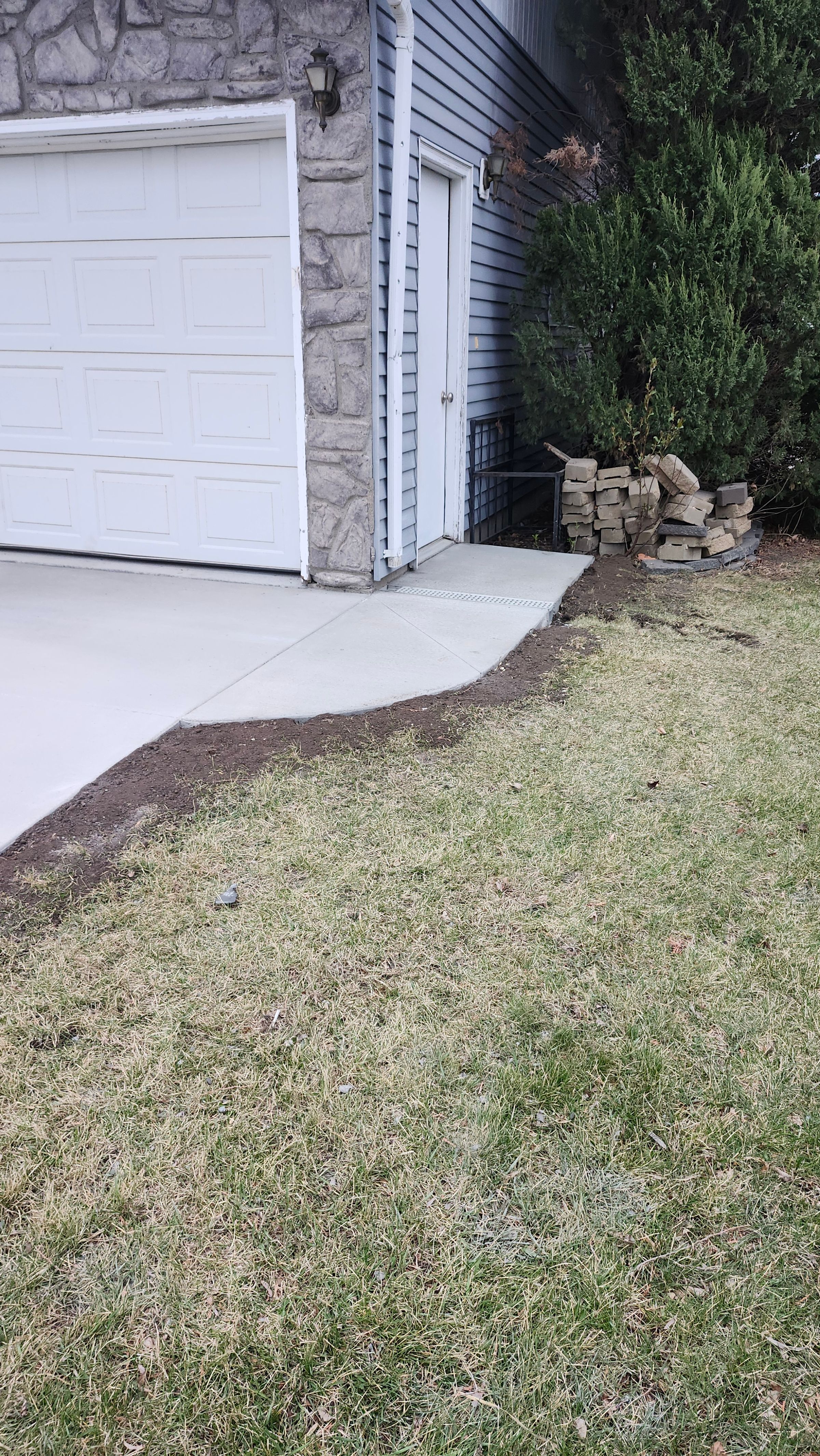 TB Concrete 's image