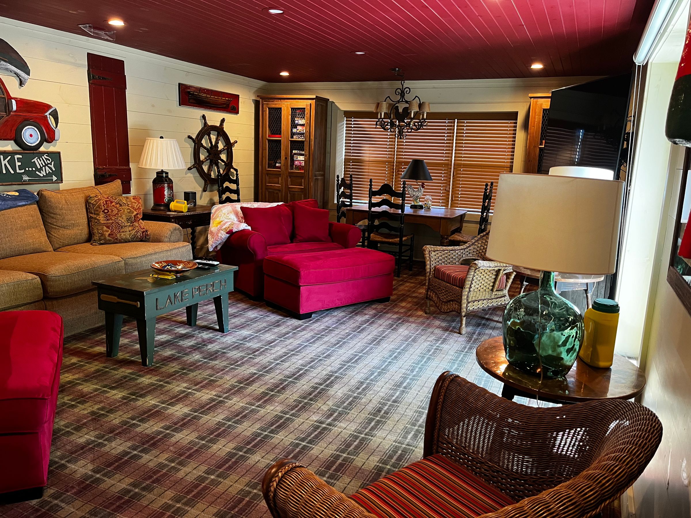 Violet and Rose Housekeeping Services's image