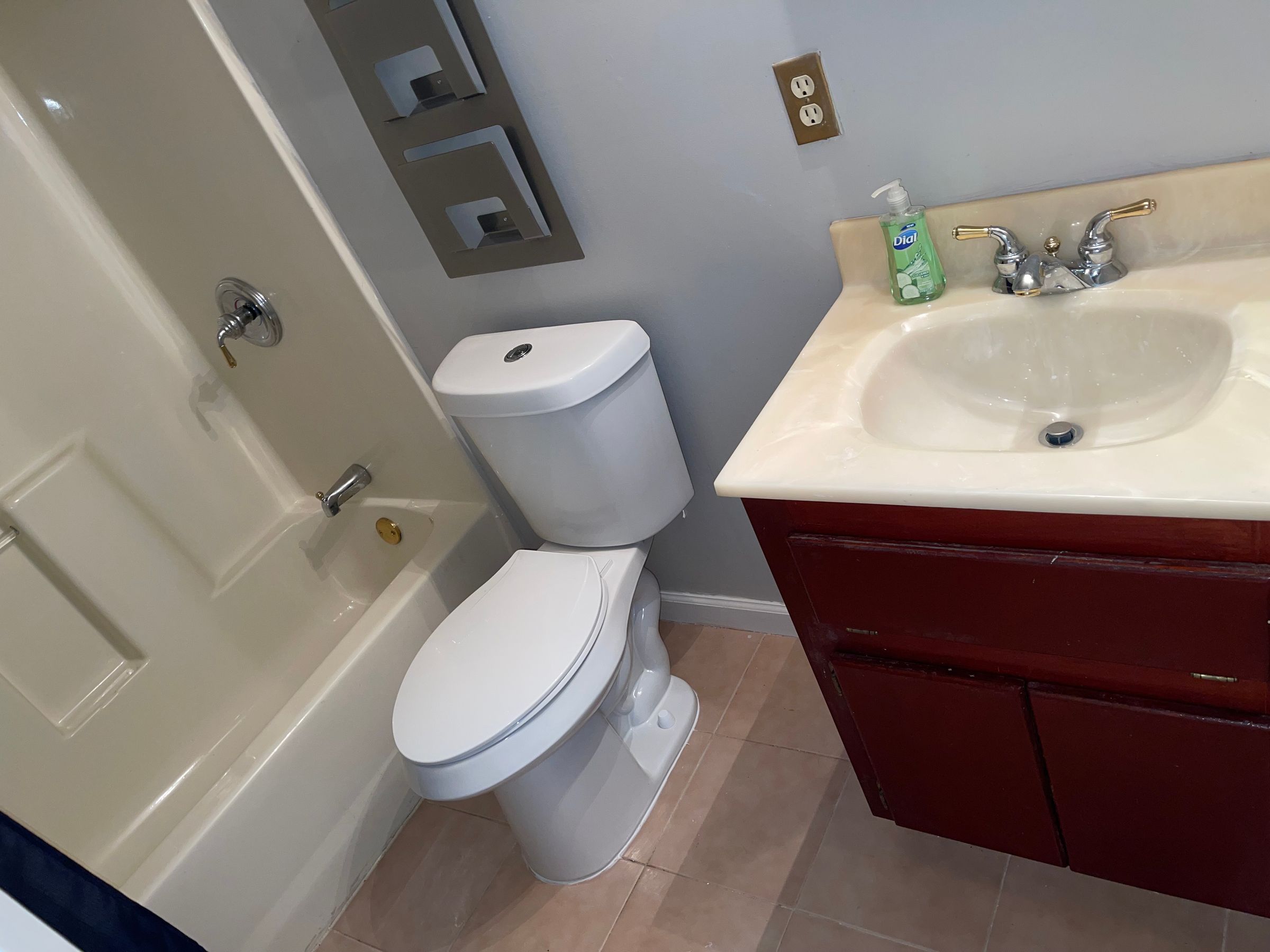 Violet and Rose Housekeeping Services's image