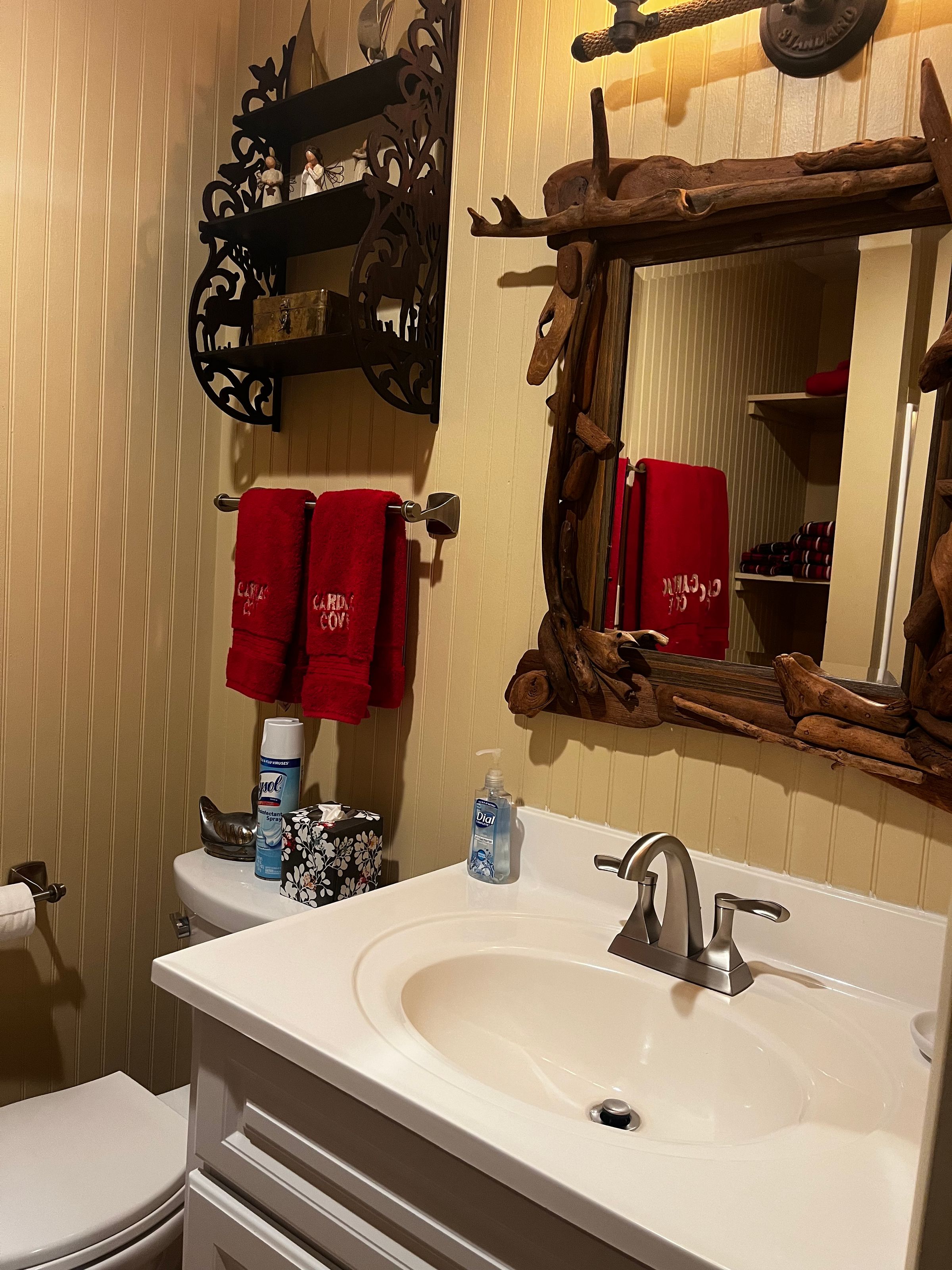Violet and Rose Housekeeping Services's image