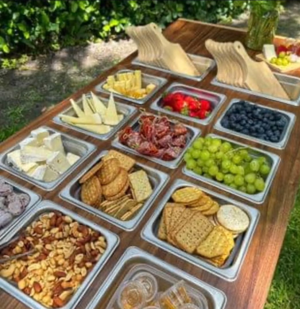 Avonlea Rose Grazing Cart's image
