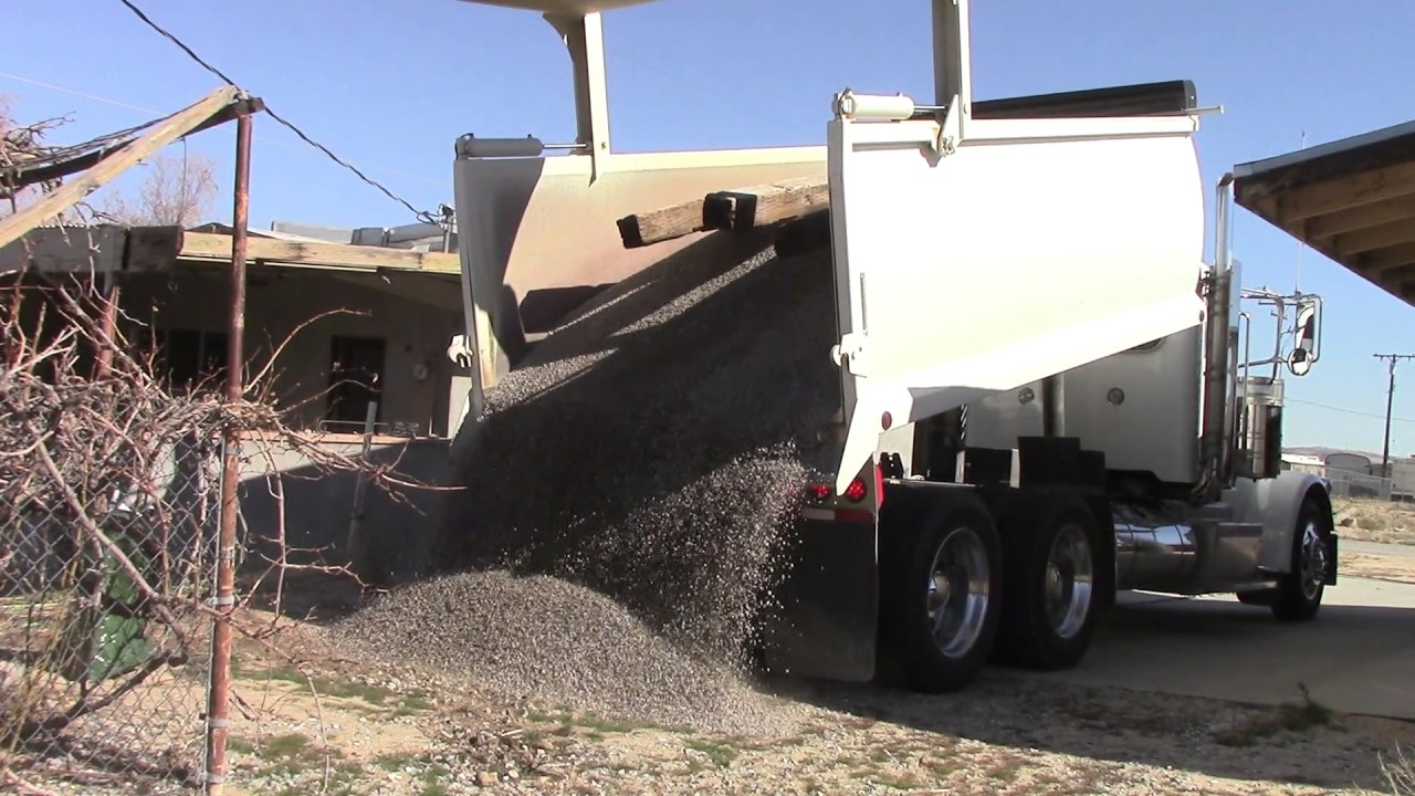      Premium   DUMP TRUCKS LLC's image