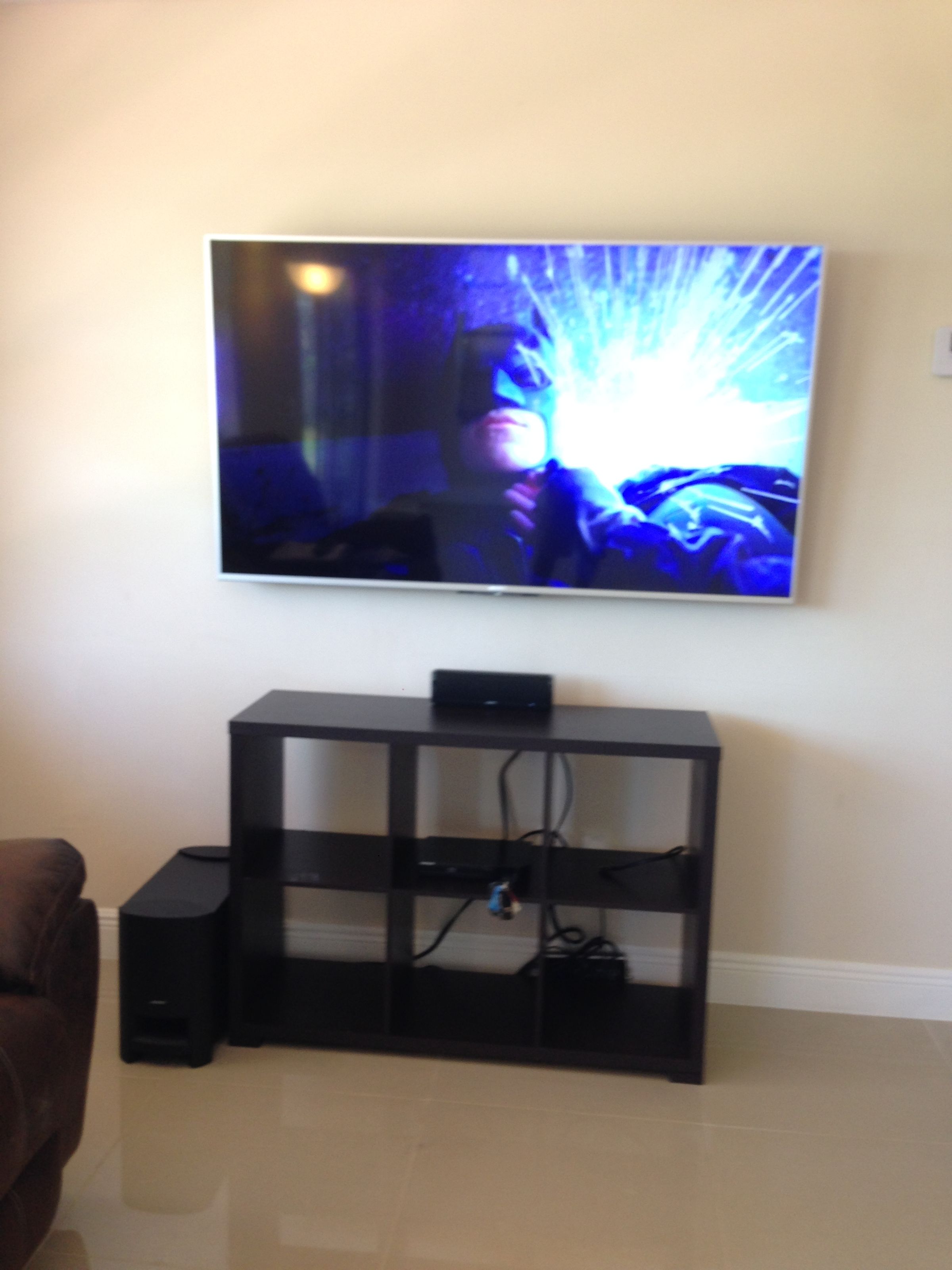 TV wall installation completed by licensed and insured NowTech Pro in Miami-Dade.