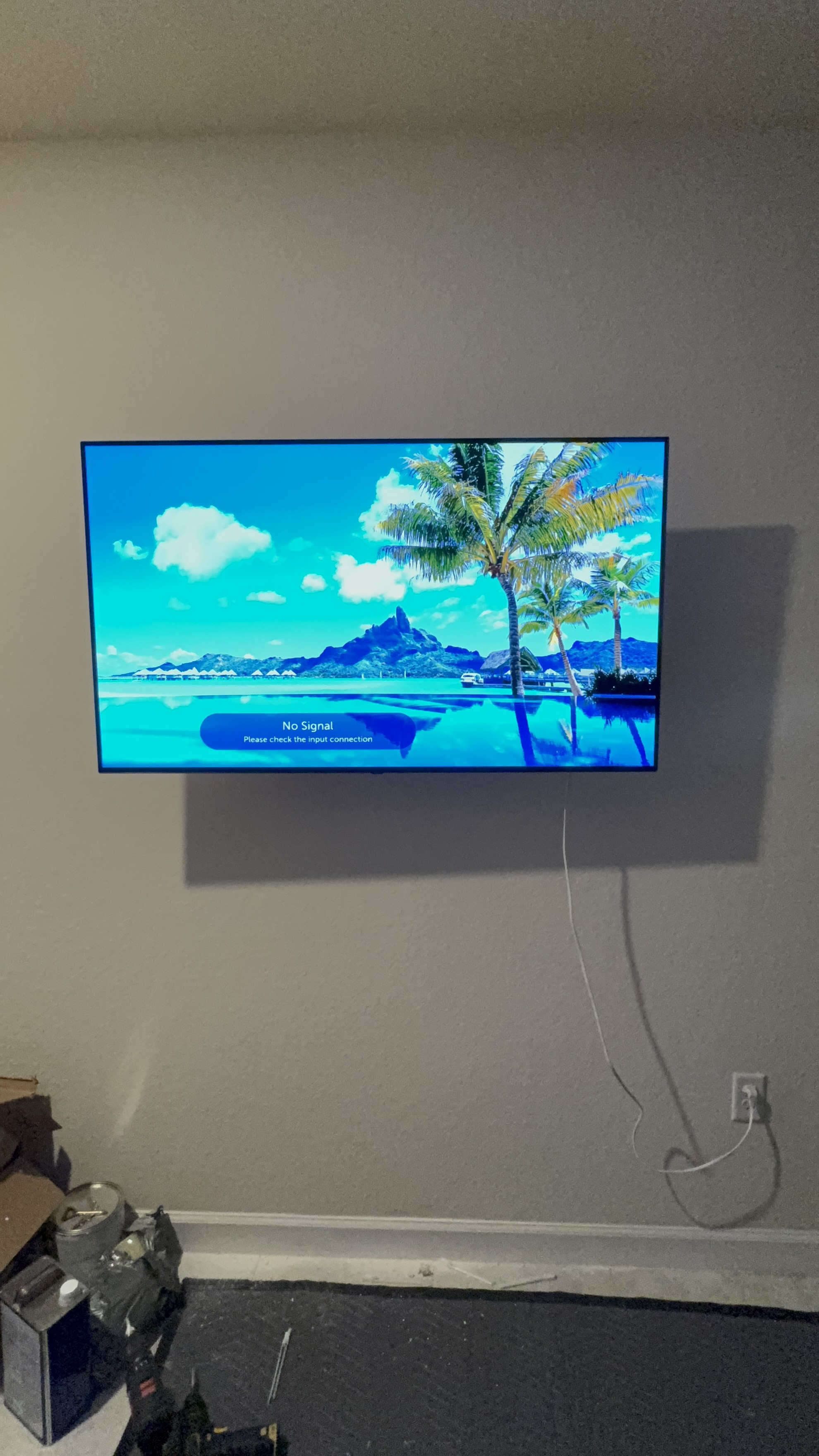 TV mounting on swivel mount