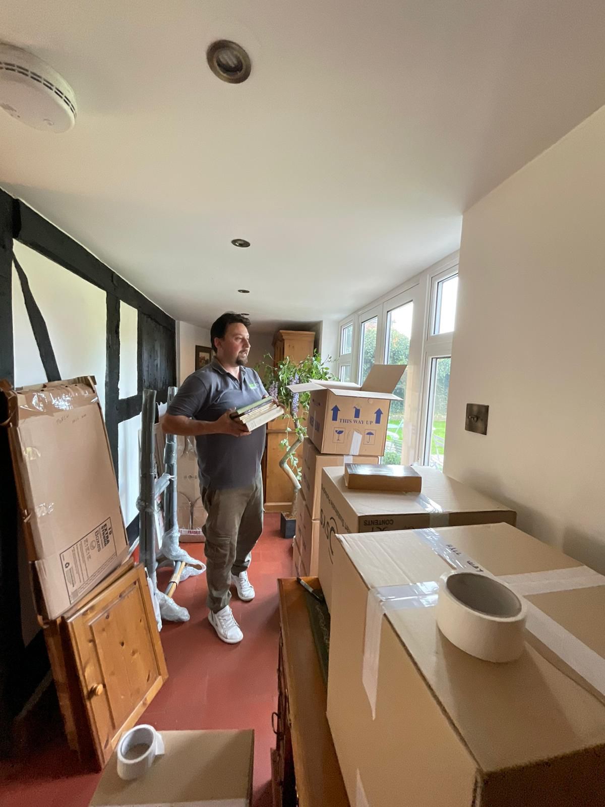 Robert's Removals & Storage's image