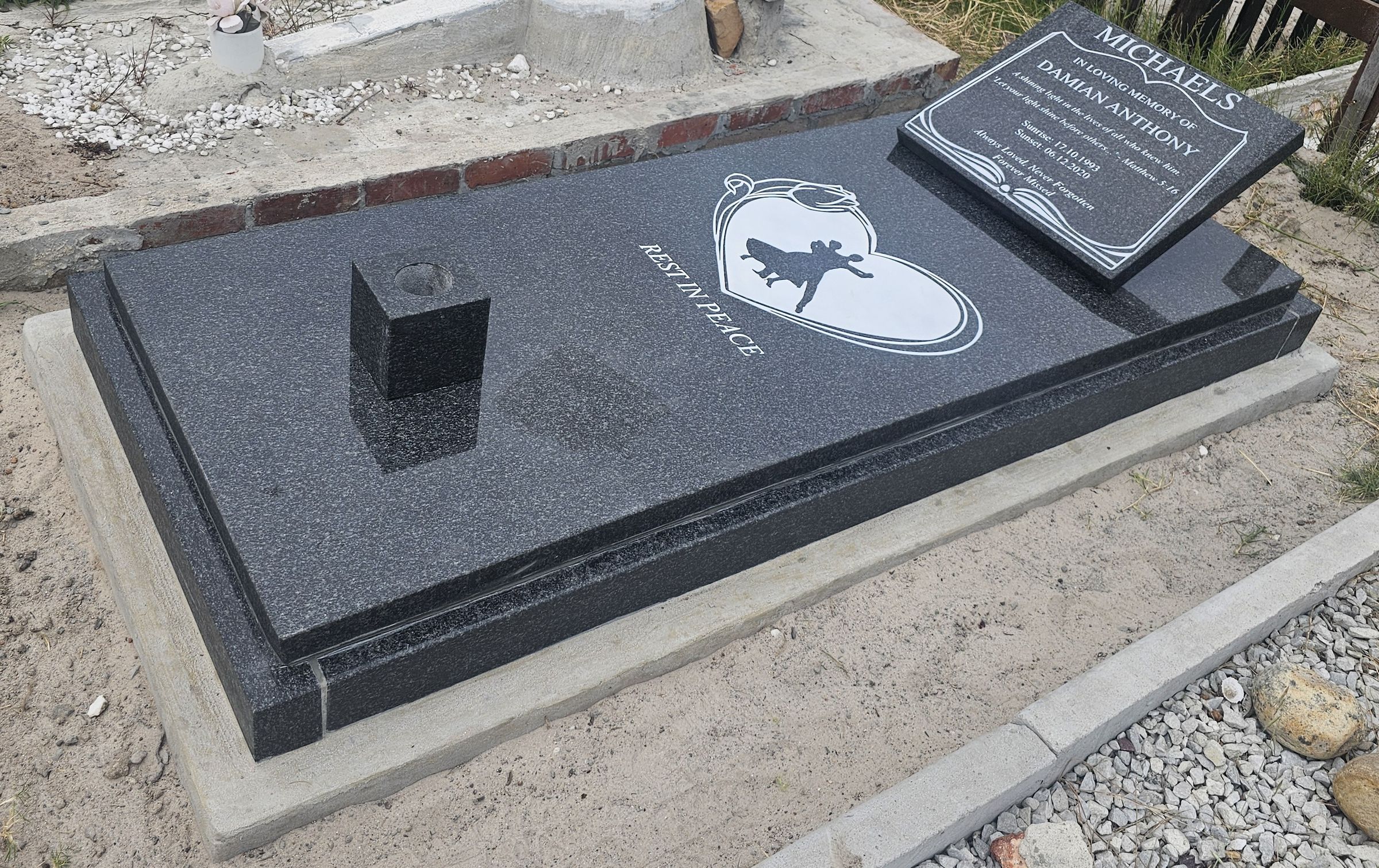 YORKE MEMORIALS's image