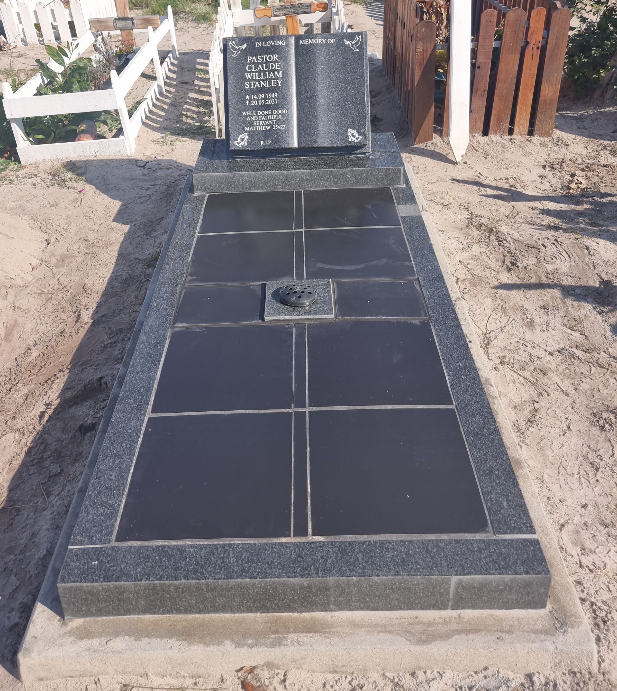 YORKE MEMORIALS's image