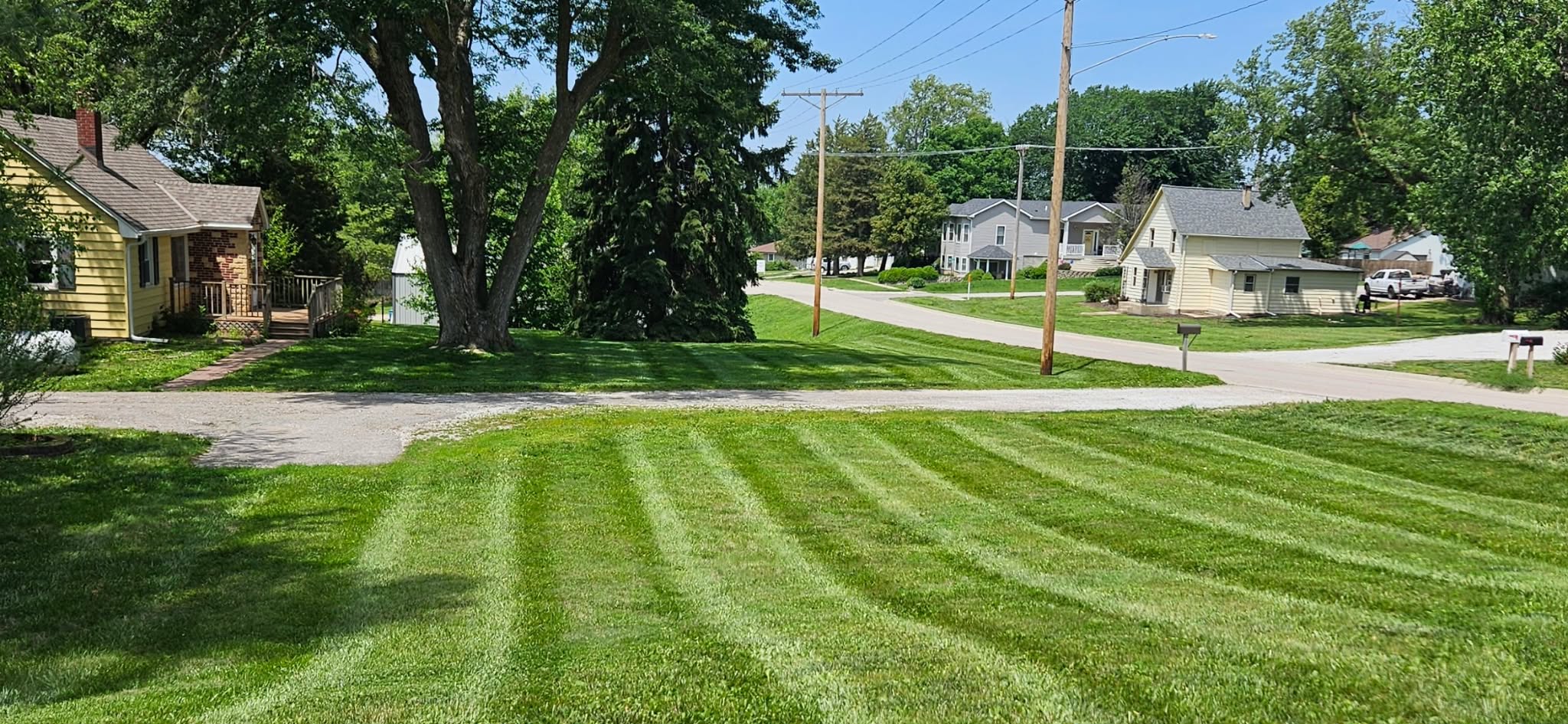 Full Service Lawn Care & Snow Removal Lincoln, NE's image