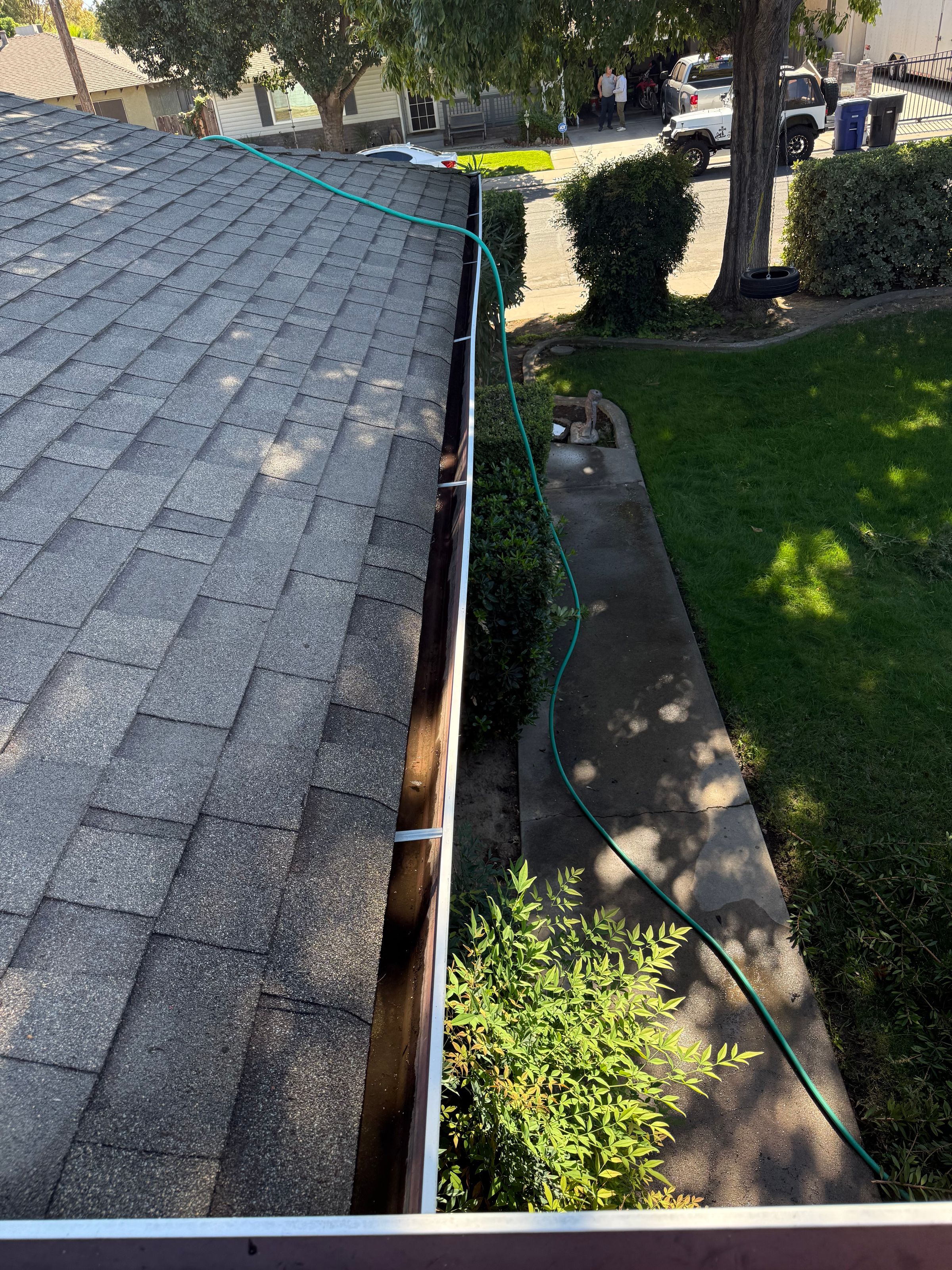 High Shine Exterior Cleaning & Holiday Lights Modesto, CA's image