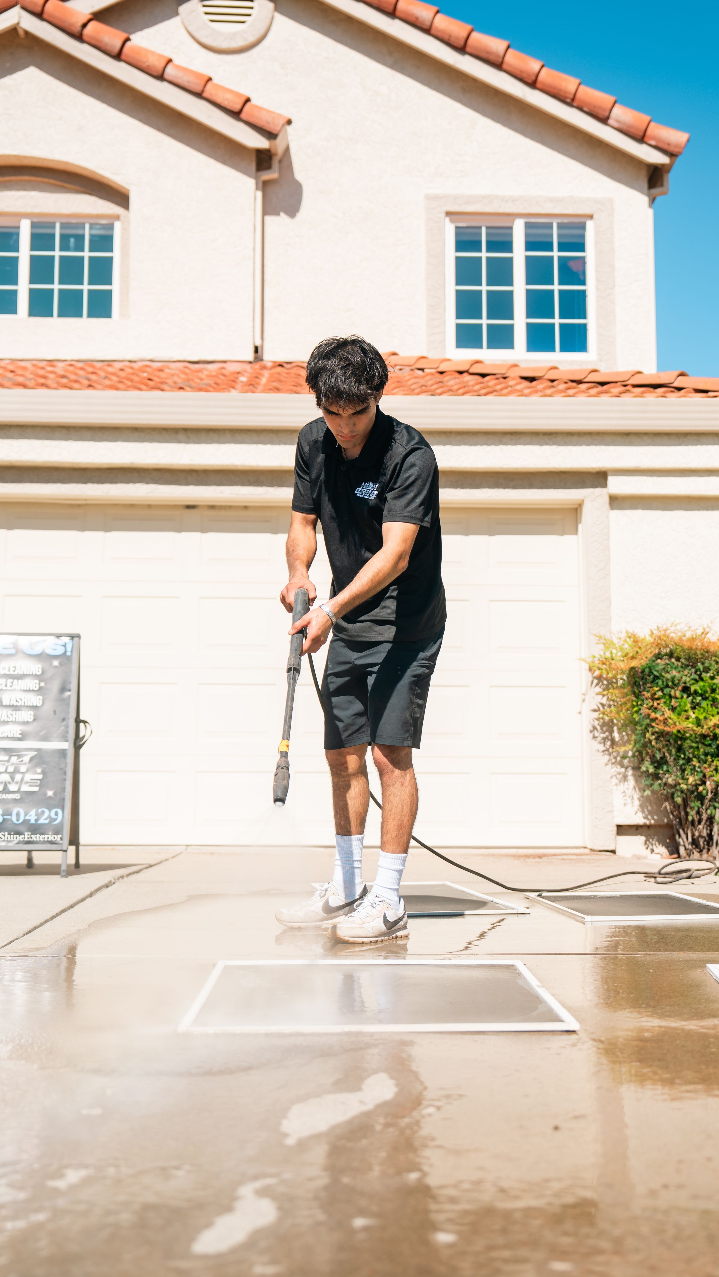 High Shine Exterior Cleaning & Holiday Lights Modesto, CA's image