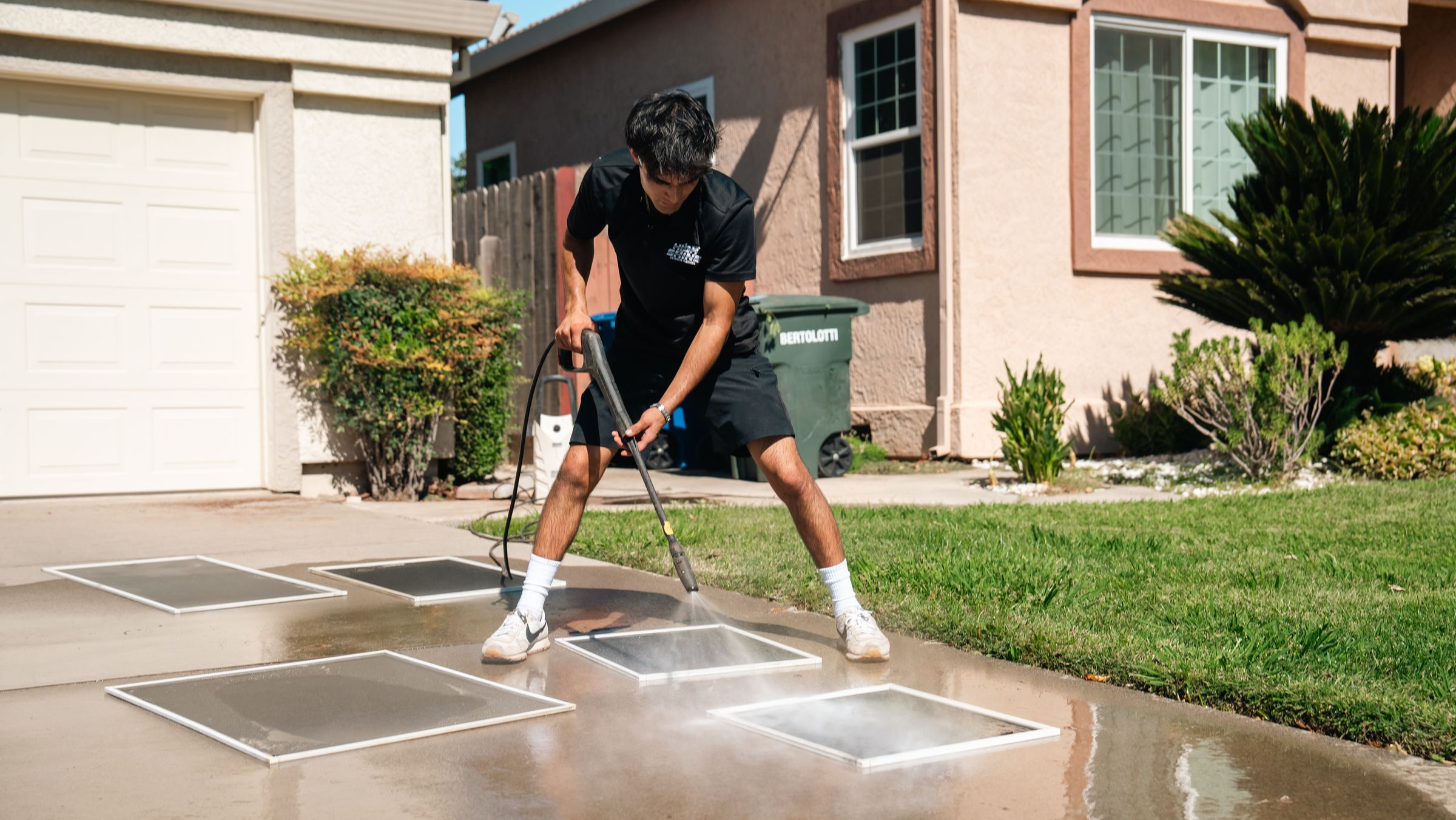 High Shine Exterior Cleaning & Holiday Lights Modesto, CA's image