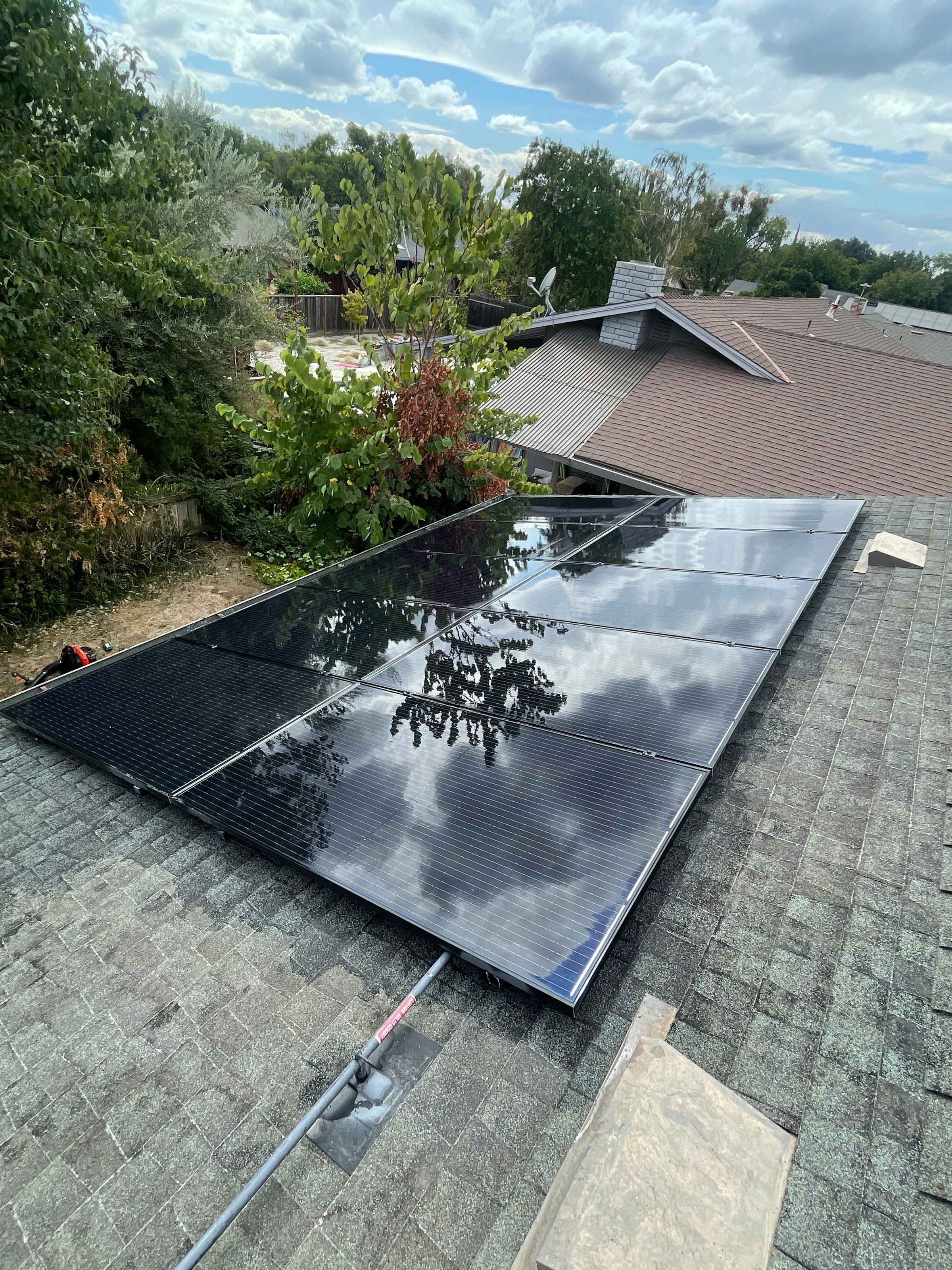 High Shine Exterior Cleaning & Holiday Lights Modesto, CA's image