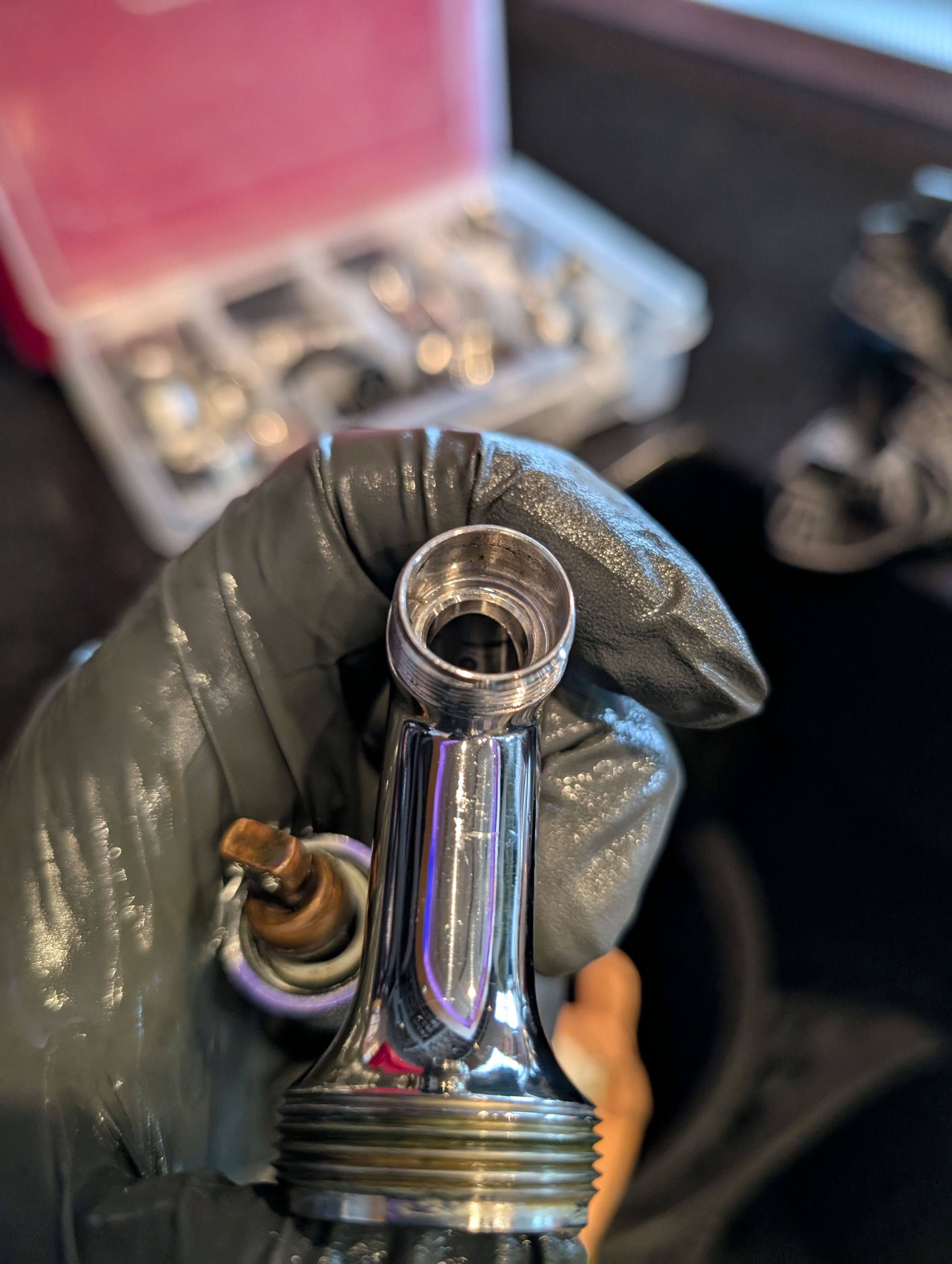 Clean Lever Housing