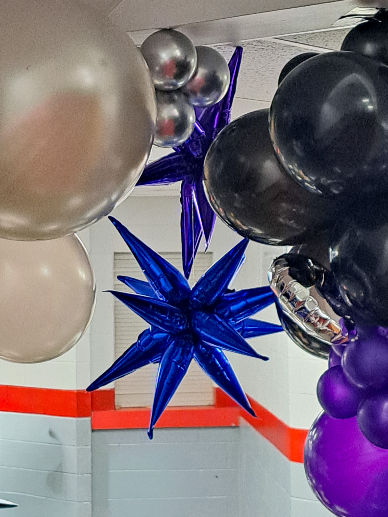 Unique Balloons & Party Decor's image