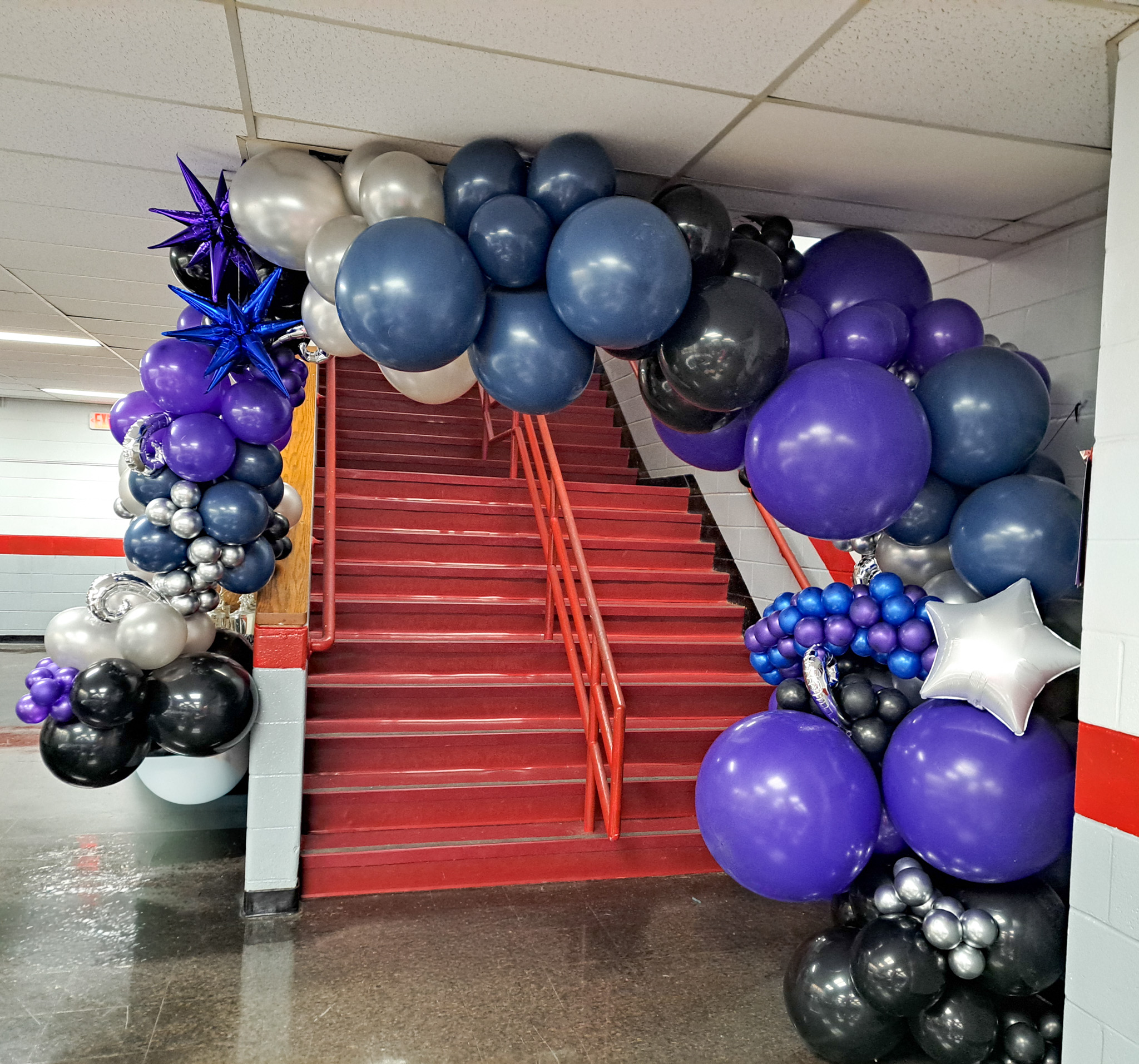 Unique Balloons & Party Decor's image