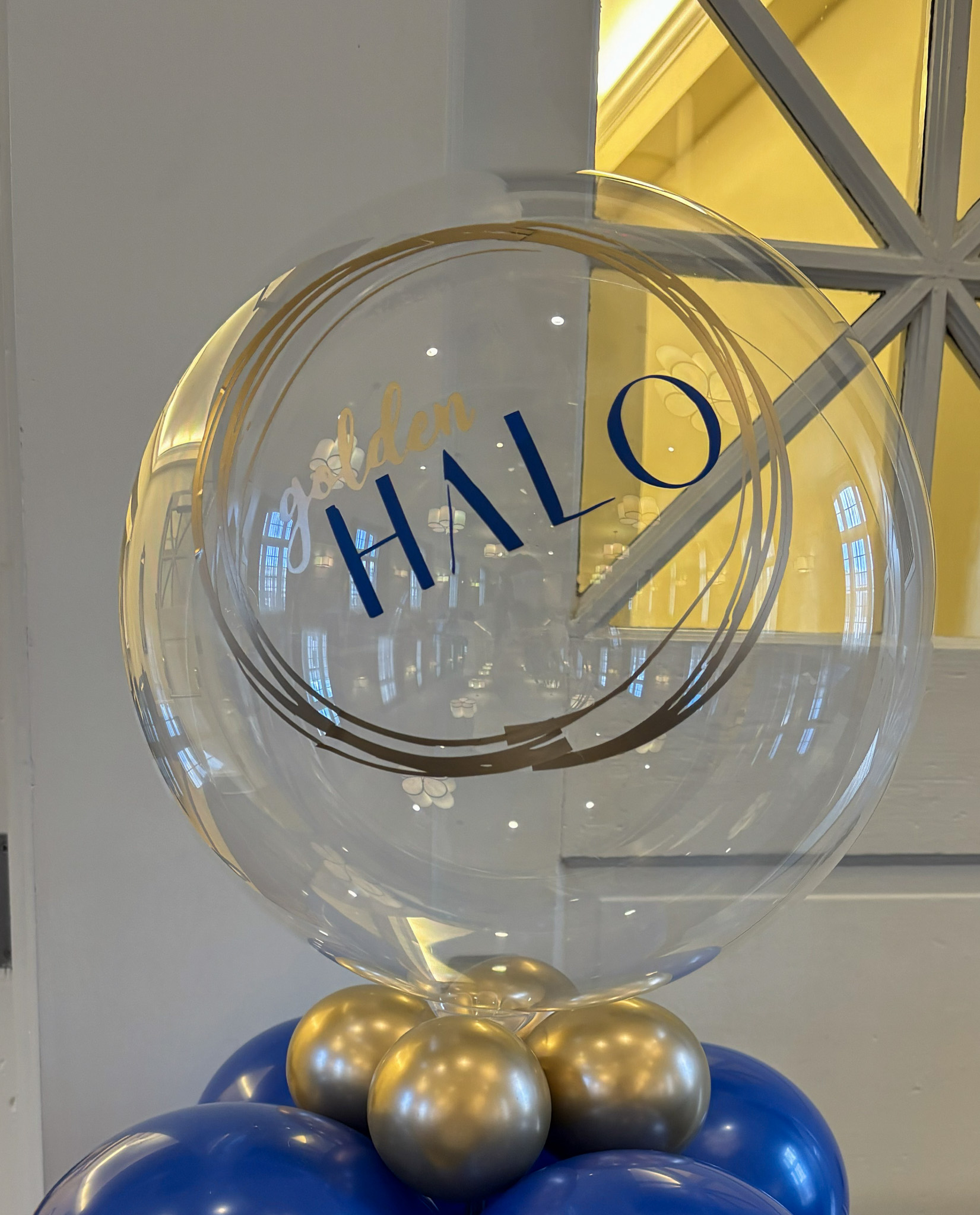 Unique Balloons & Party Decor's image