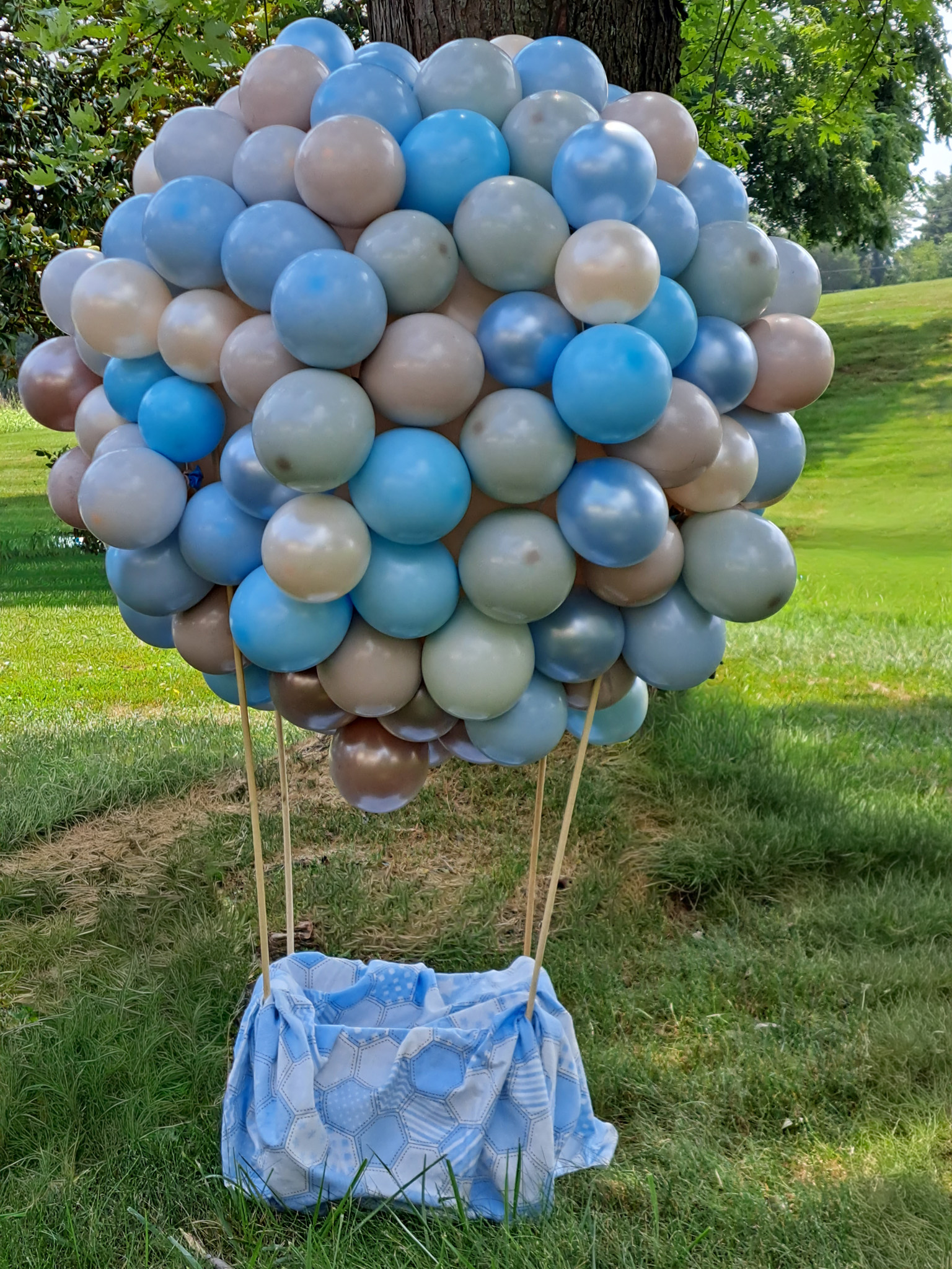 Unique Balloons & Party Decor's image