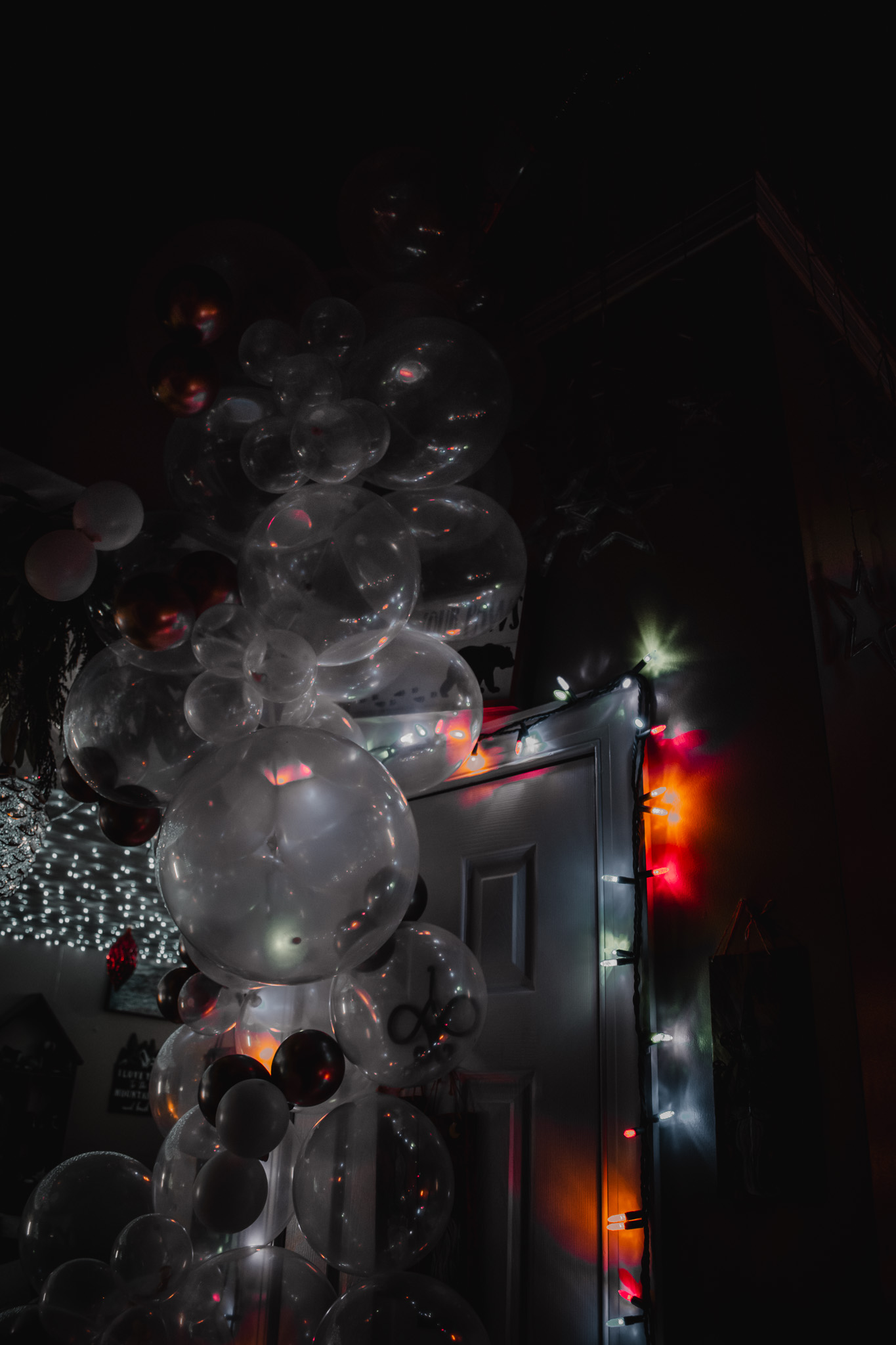 Unique Balloons & Party Decor's image