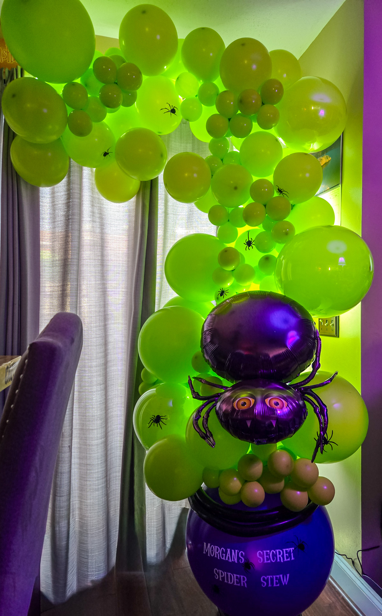 Unique Balloons & Party Decor's image