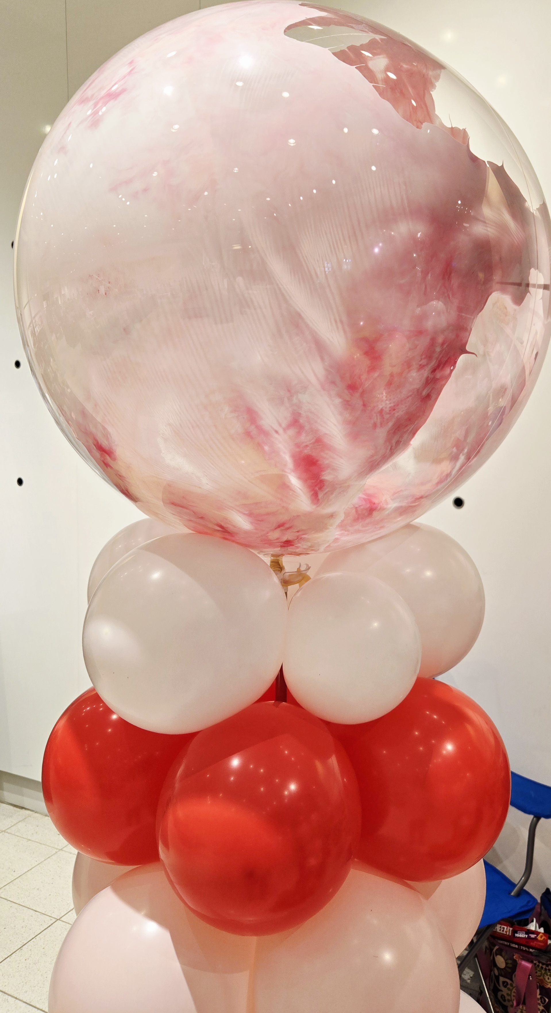 Unique Balloons & Party Decor's image