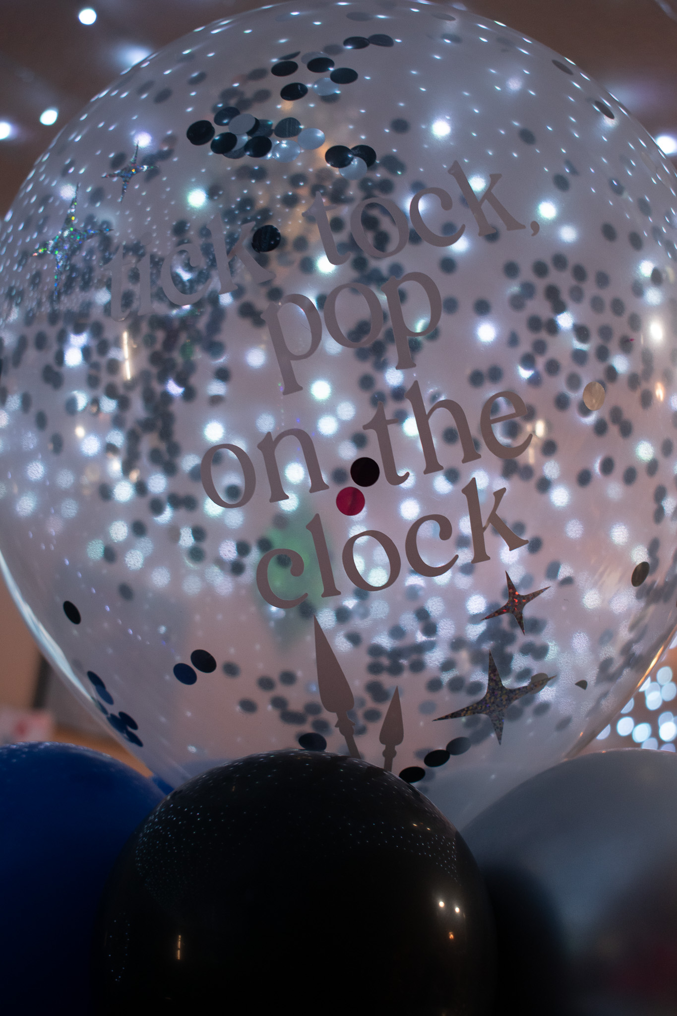 Unique Balloons & Party Decor's image