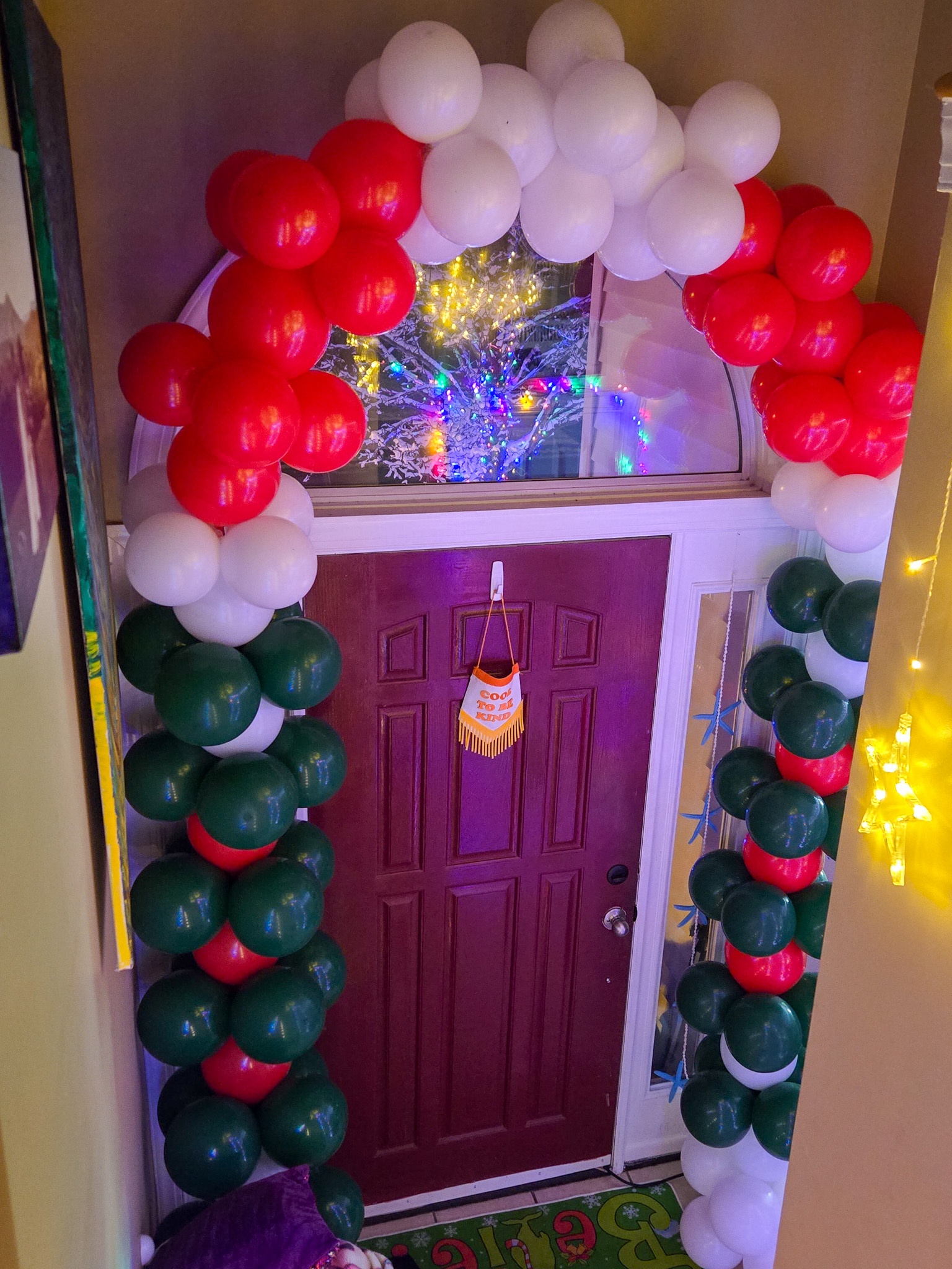 Unique Balloons & Party Decor's image