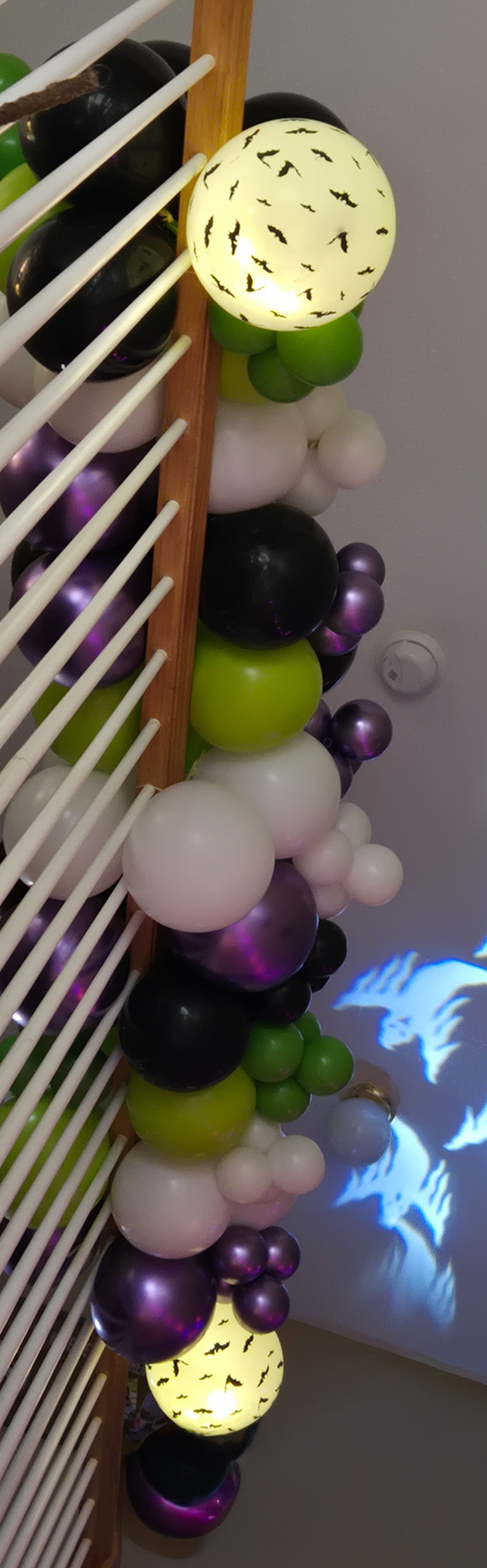 Unique Balloons & Party Decor's image