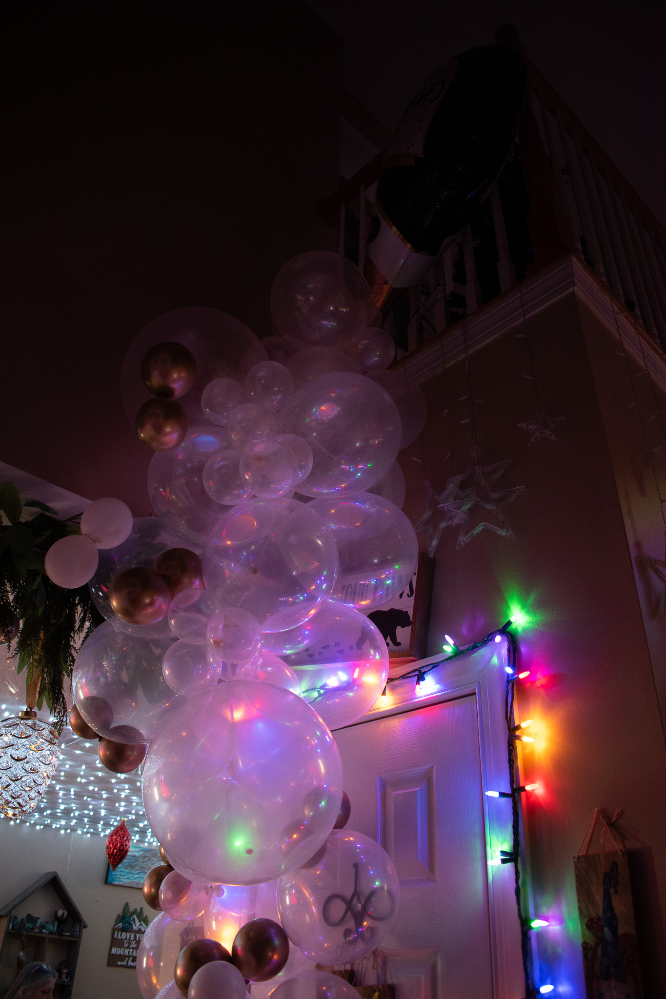 Unique Balloons & Party Decor's image