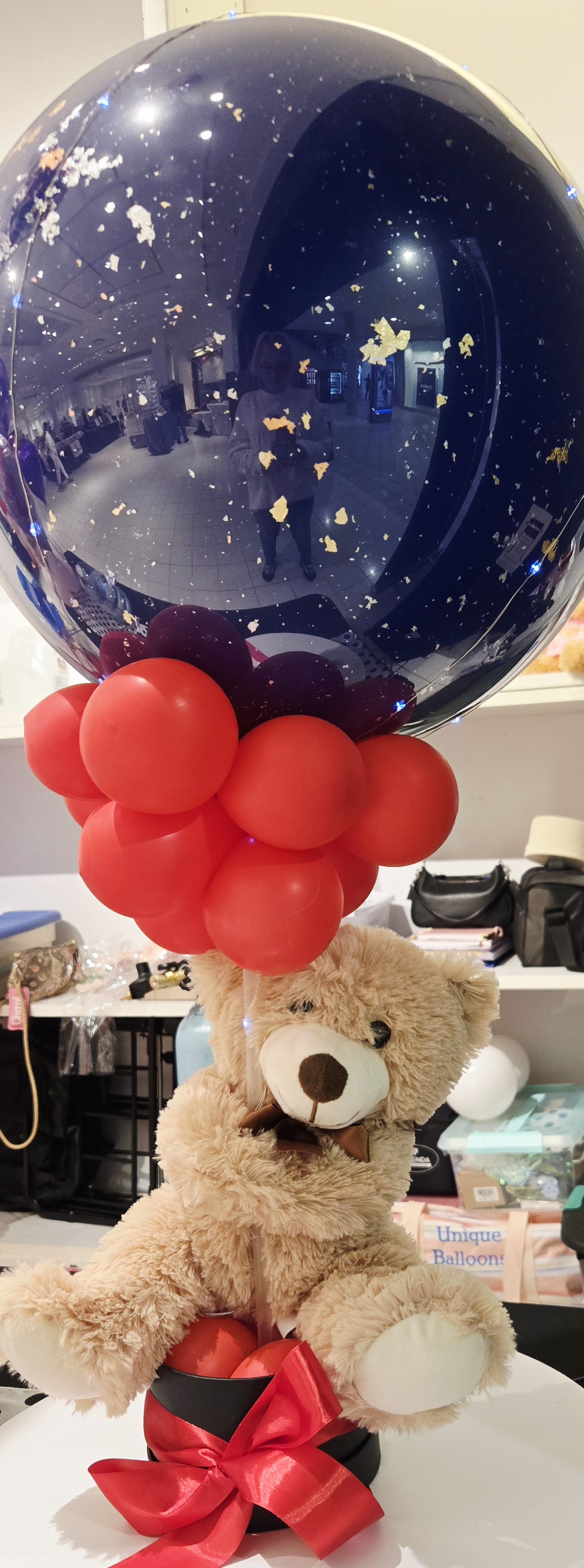 Unique Balloons & Party Decor's image