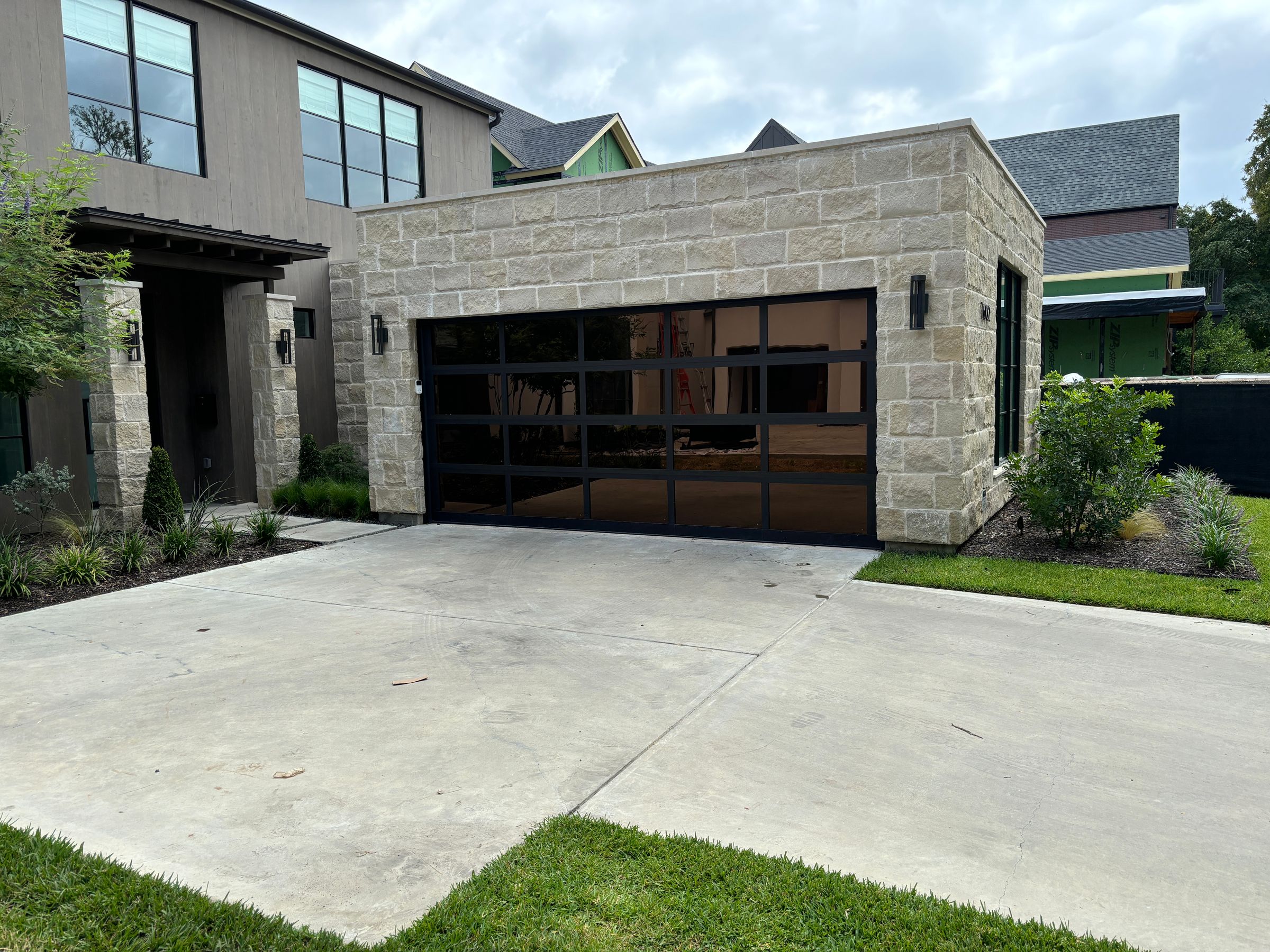 Full View- Black- Bronze Mirror Tint