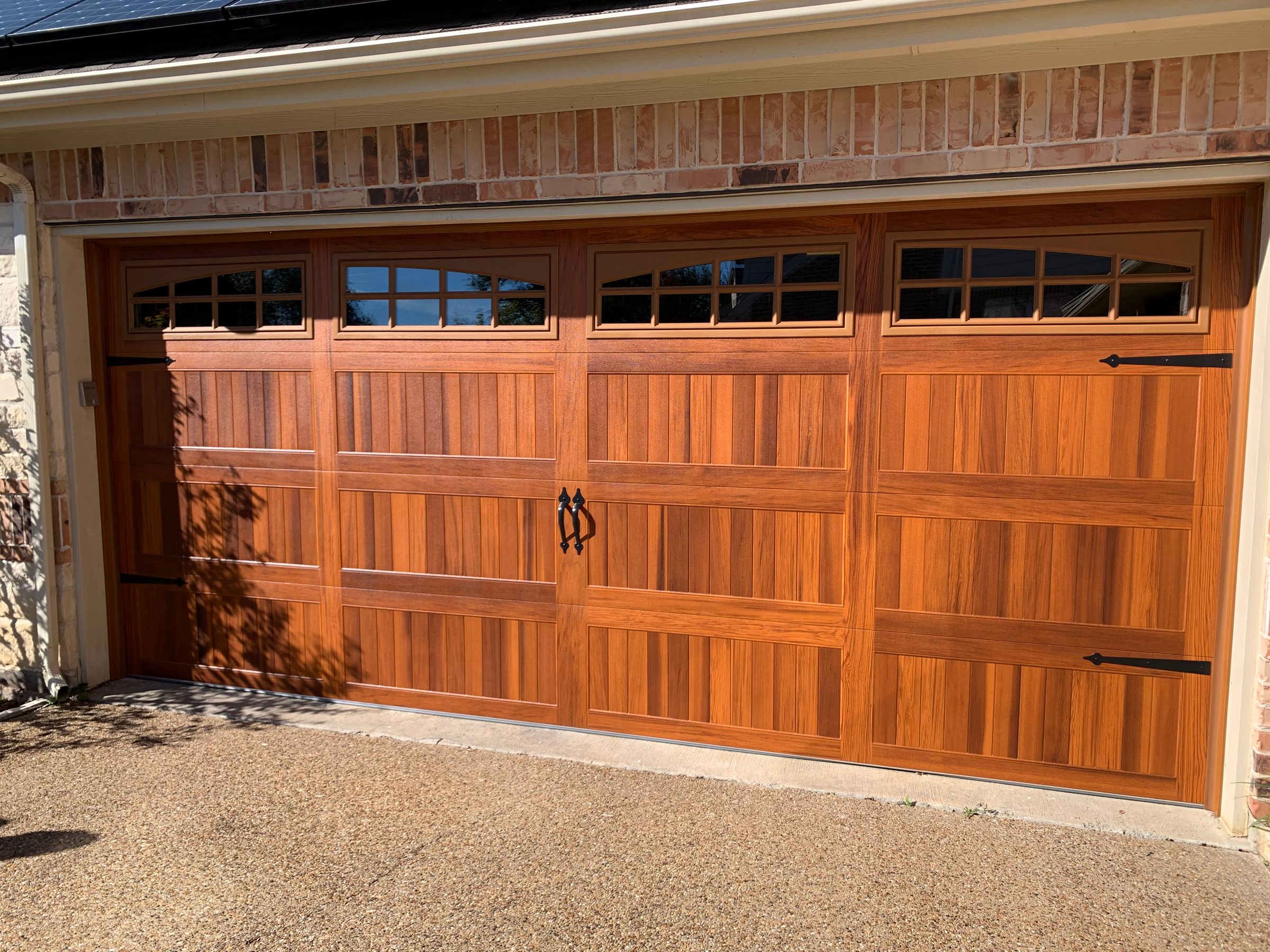 Stamped Carriage- Accent Wood Tone Cedar