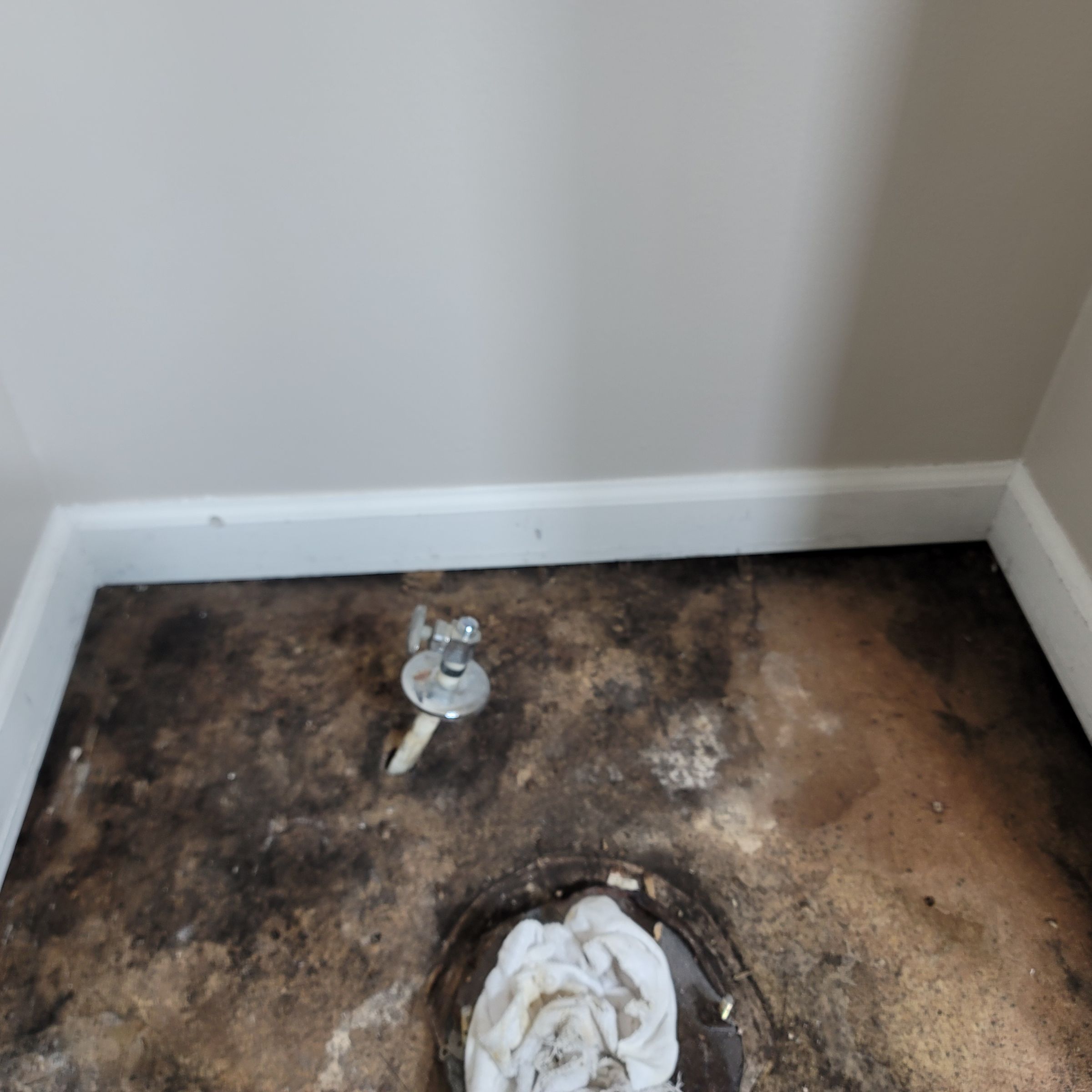 Hero by day Handyman services's image