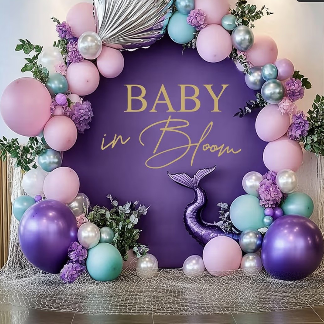 Baby in Bloom (Round)- B22