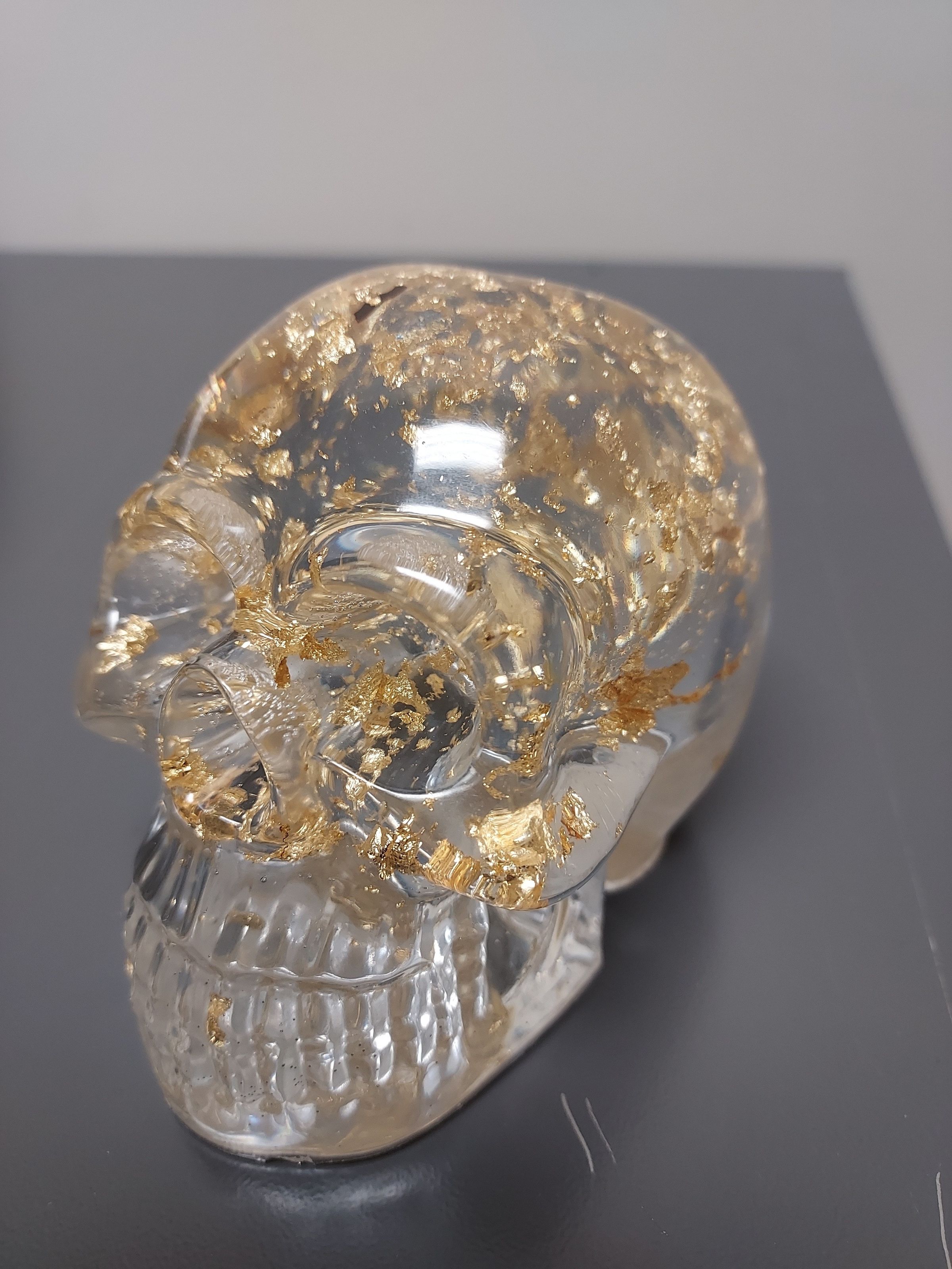 3" Tall Golden Flake Skull-$20