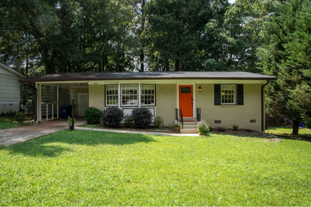 Bright Knights Property's image