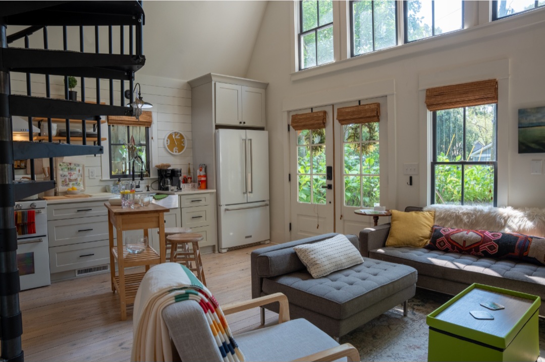 Bright Knights Property's image