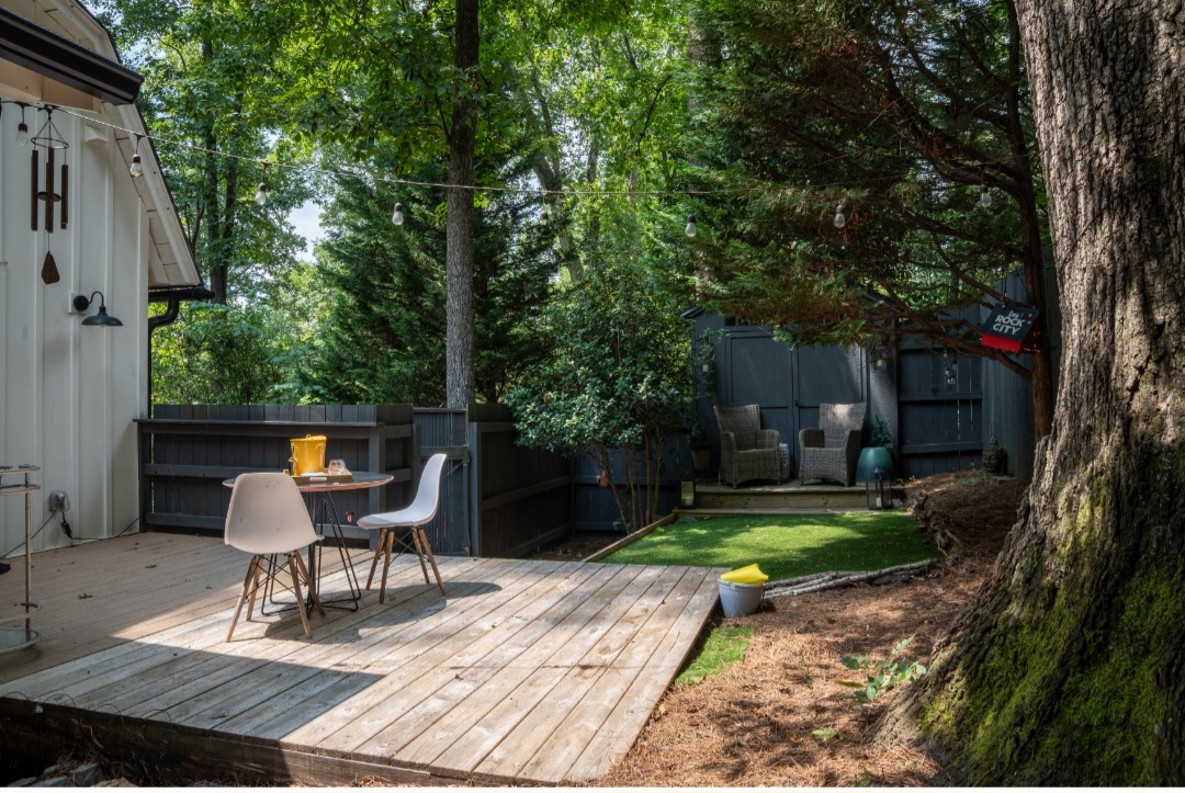 Bright Knights Property's image