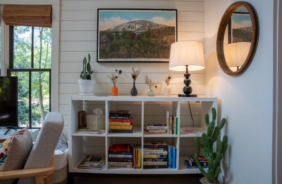 Bright Knights Property's image