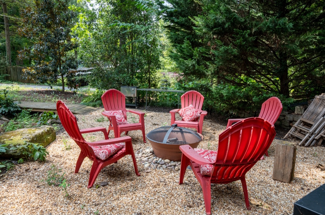 Bright Knights Property's image